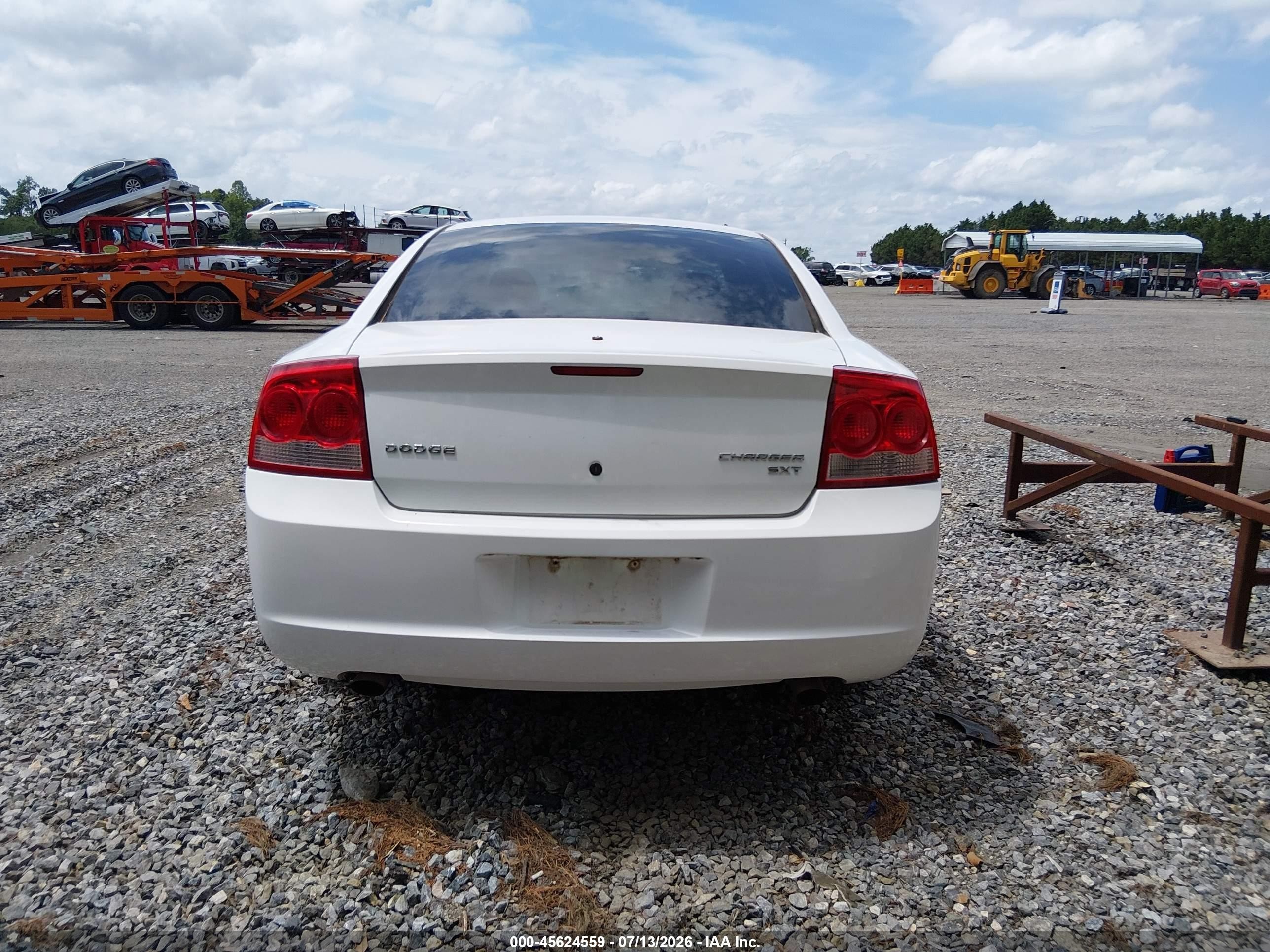 2010 Dodge Charger   White vin: 2B3AA4CTXAH262461