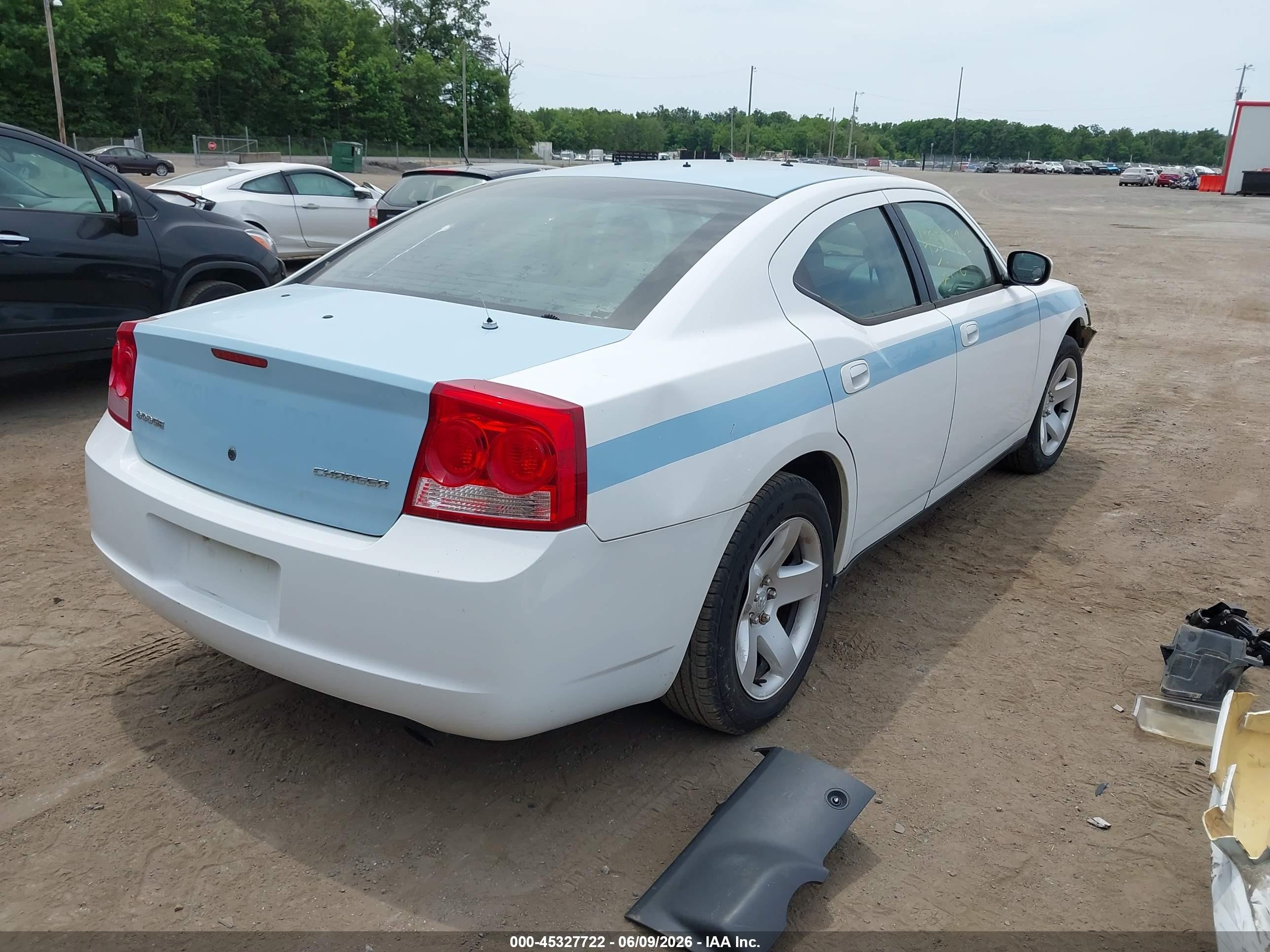 2010 Dodge Charger   White vin: 2B3AA4CV0AH303827