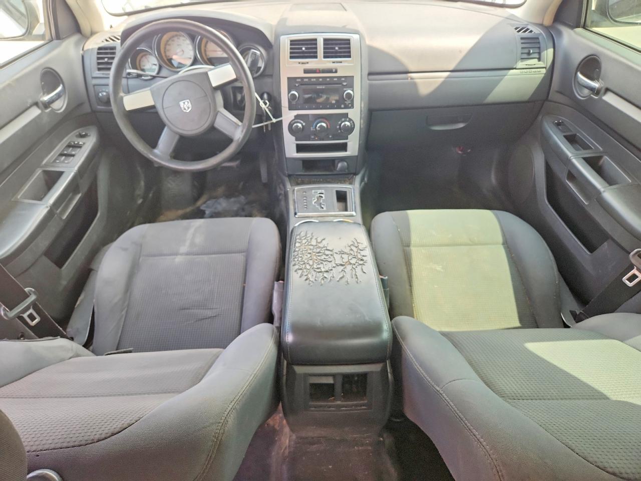 2010 Dodge Charger White vin: 2B3AA4CV1AH258025