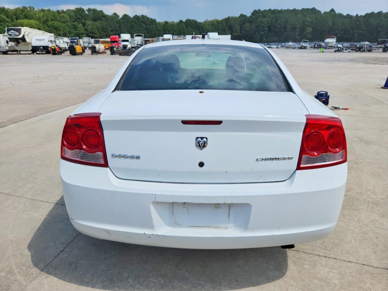 2010 Dodge Charger White vin: 2B3AA4CV1AH258025