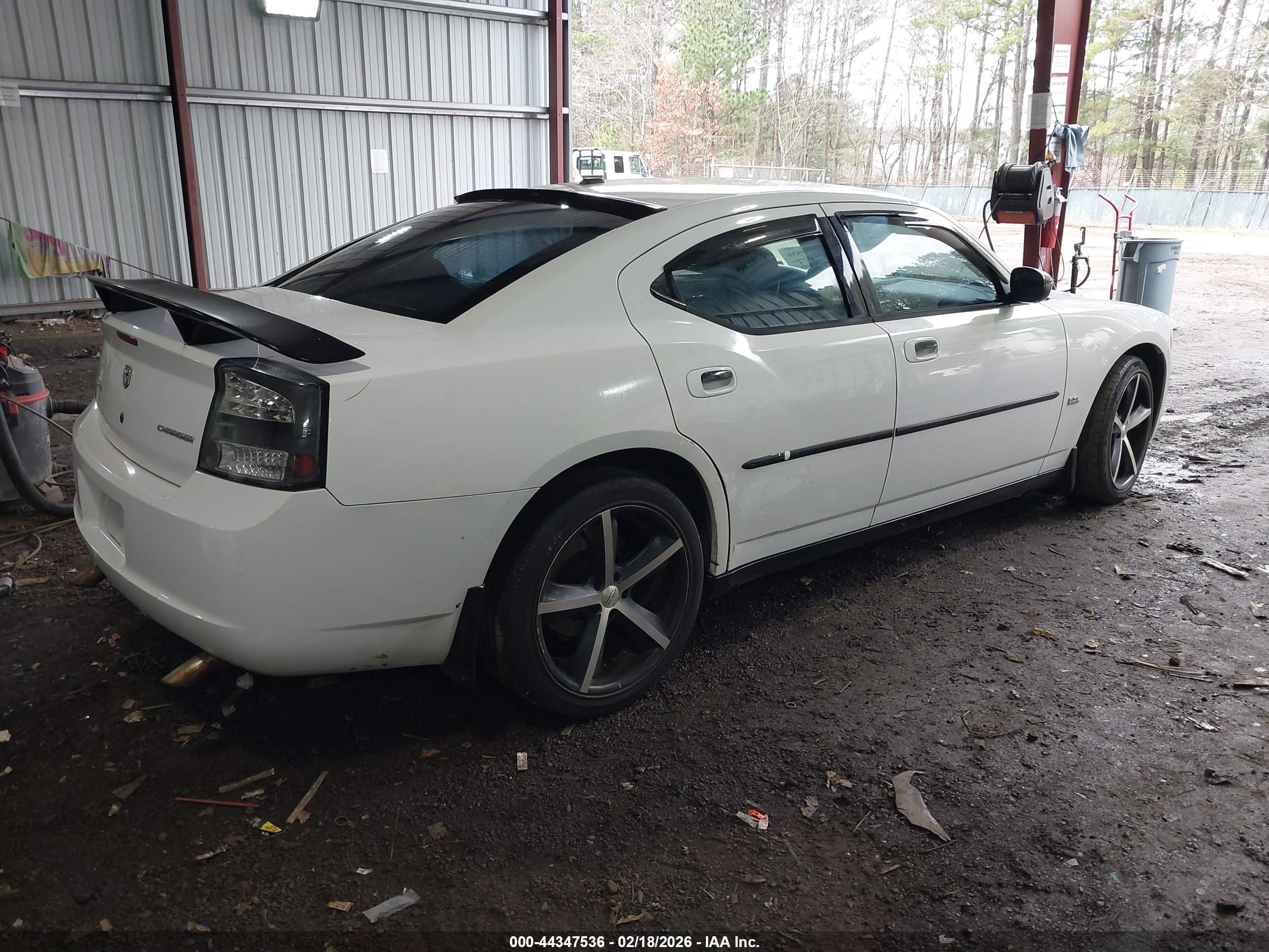 2010 Dodge Charger 3.5l Белый vin: 2B3CA2CV6AH258292