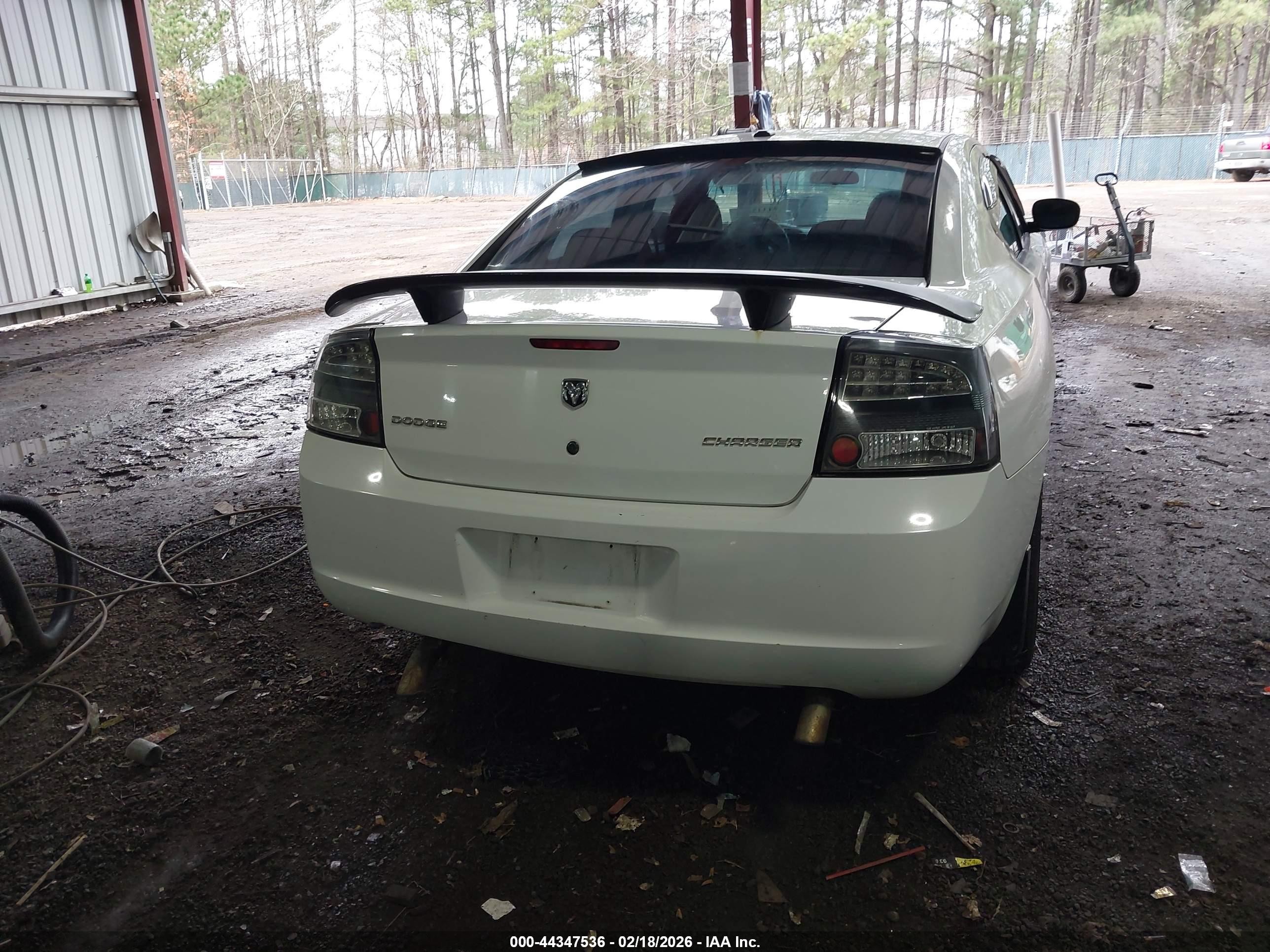 2010 Dodge Charger 3.5l Белый vin: 2B3CA2CV6AH258292
