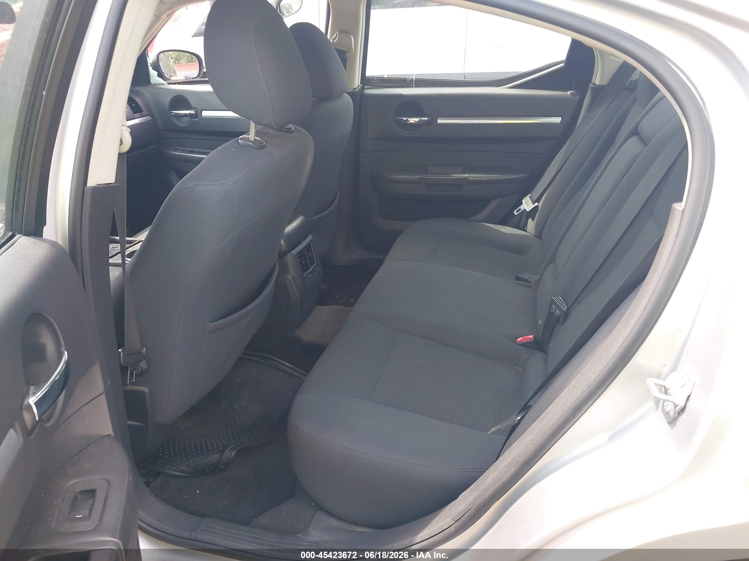2010 Dodge Charger Sxt Silver vin: 2B3CA3CV5AH184949