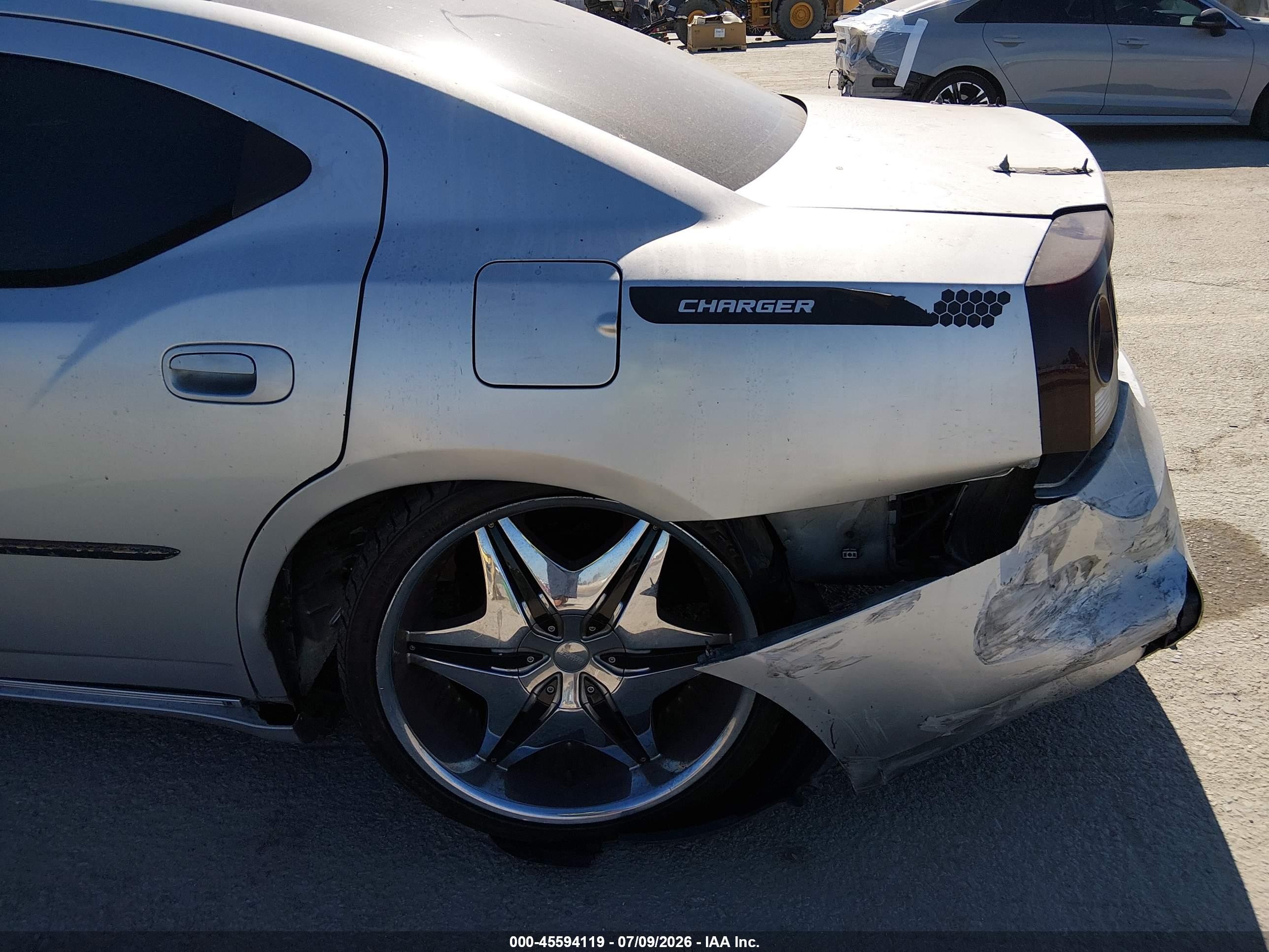 2010 Dodge Charger Sxt Silver vin: 2B3CA3CV7AH188548