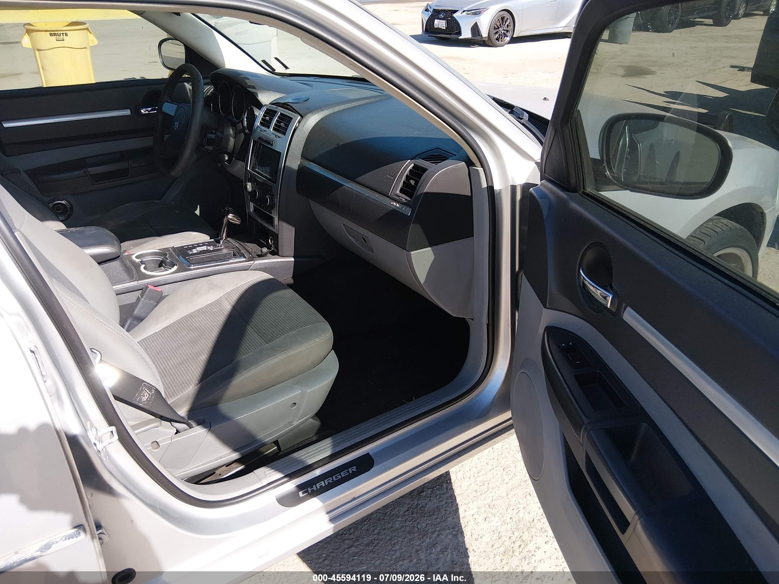 2010 Dodge Charger Sxt Silver vin: 2B3CA3CV7AH188548