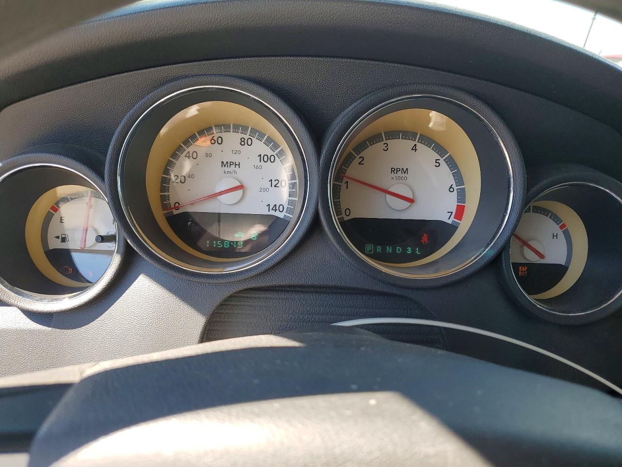 2010 Dodge Charger Белый vin: 2B3CA4CD1AH275794