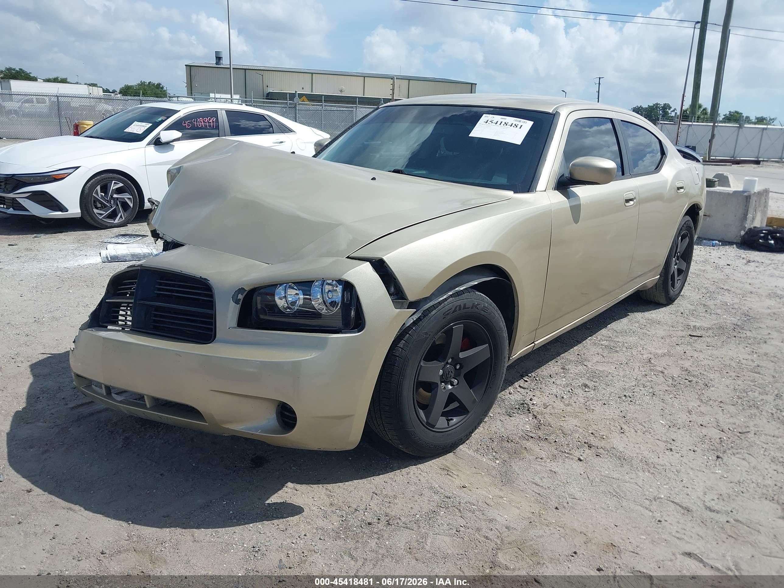 2010 Dodge Charger   Gold vin: 2B3CA4CV2AH217721