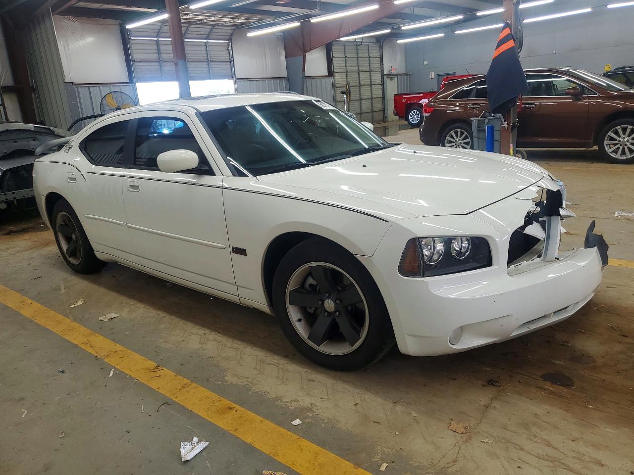 2010 Dodge Charger R White vin: 2B3CA5CT7AH115187