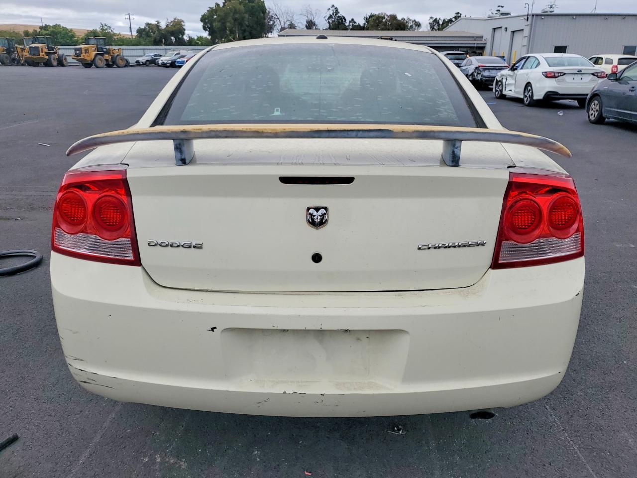 2010 Dodge Charger Rallye Кремовый vin: 2B3CA9CV5AH304672