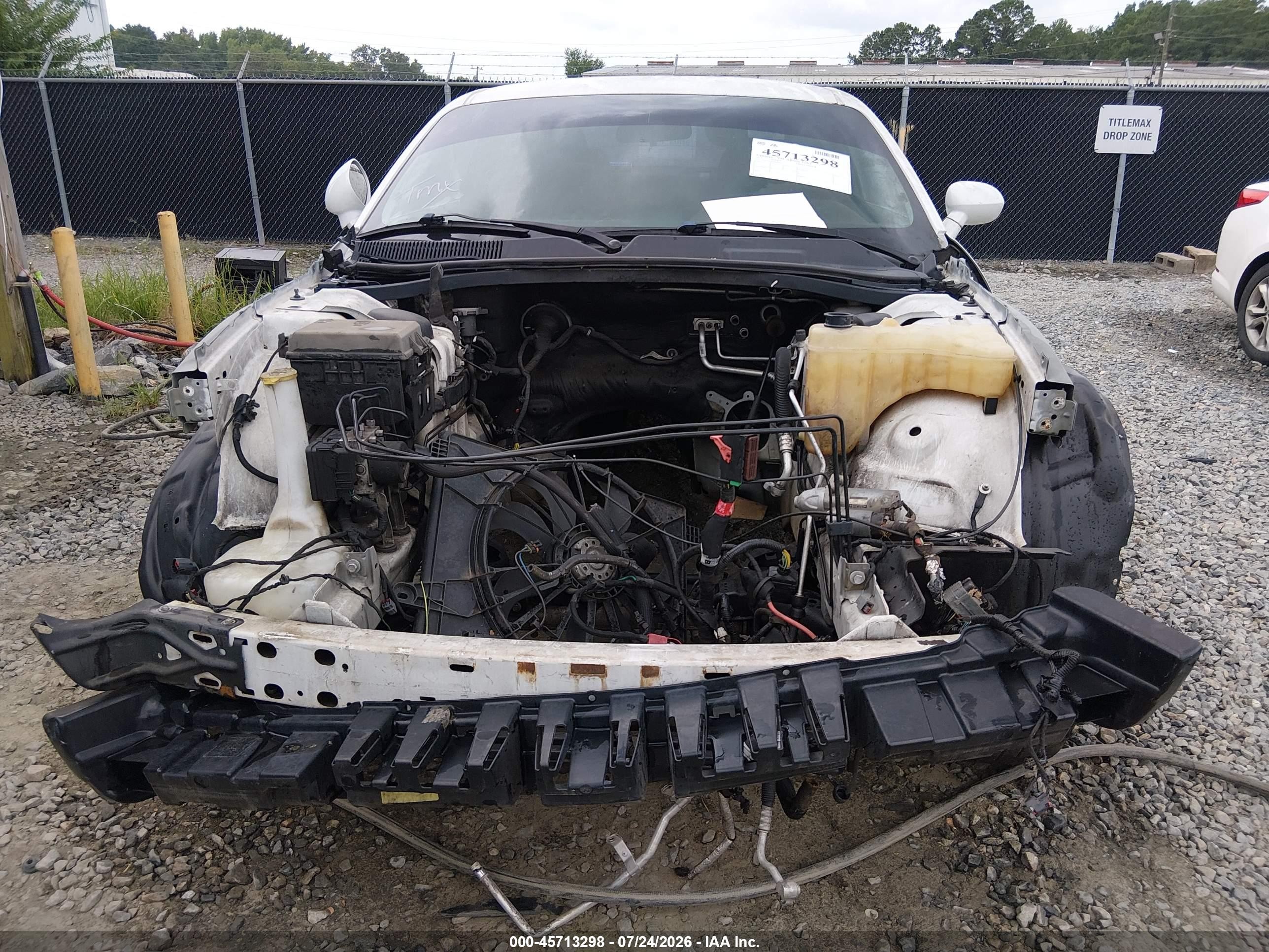 2011 Dodge Challenger   White vin: 2B3CJ4DG0BH596915