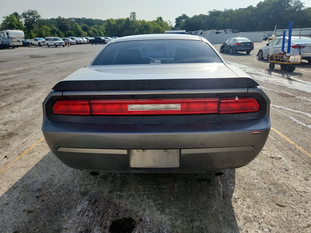 2011 Dodge Challenger Silver vin: 2B3CJ4DG0BH602373