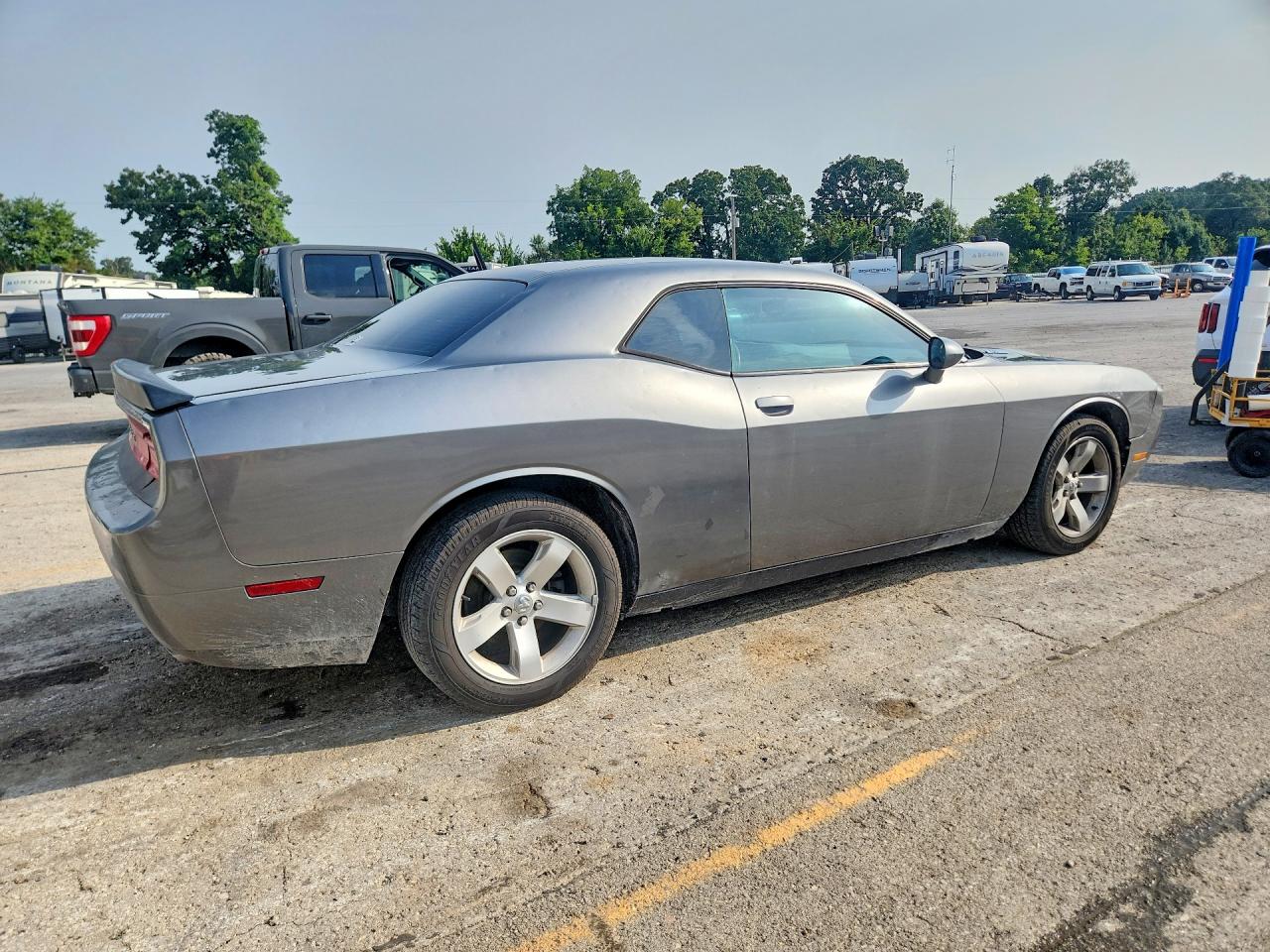 2011 Dodge Challenger Silver vin: 2B3CJ4DG0BH602373