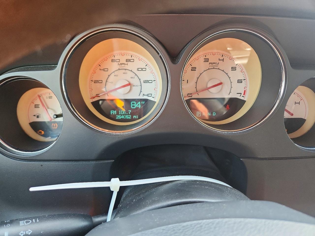 2011 Dodge Challenger Silver vin: 2B3CJ4DG0BH602373