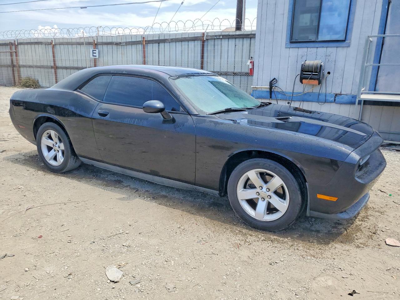 2011 Dodge Challenger Черный vin: 2B3CJ4DG0BH605273