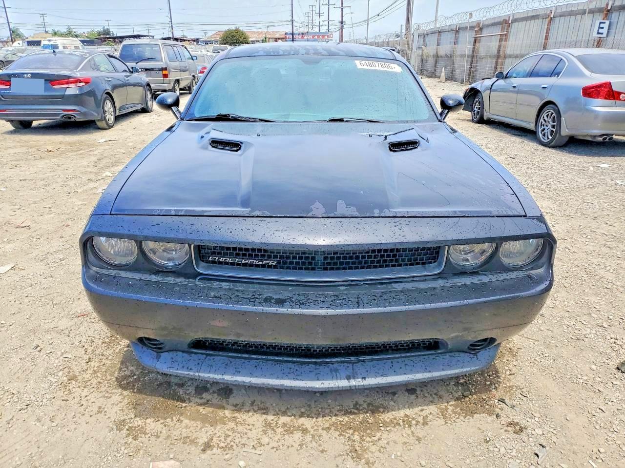 2011 Dodge Challenger Черный vin: 2B3CJ4DG0BH605273