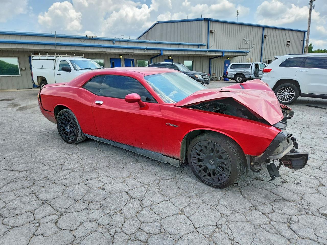 2011 Dodge Challenger Red vin: 2B3CJ4DG1BH513783
