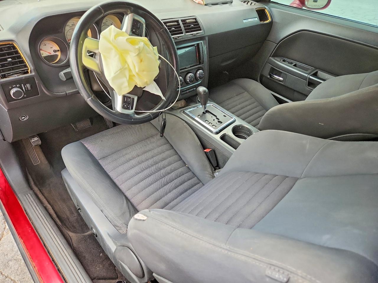 2011 Dodge Challenger Red vin: 2B3CJ4DG1BH513783