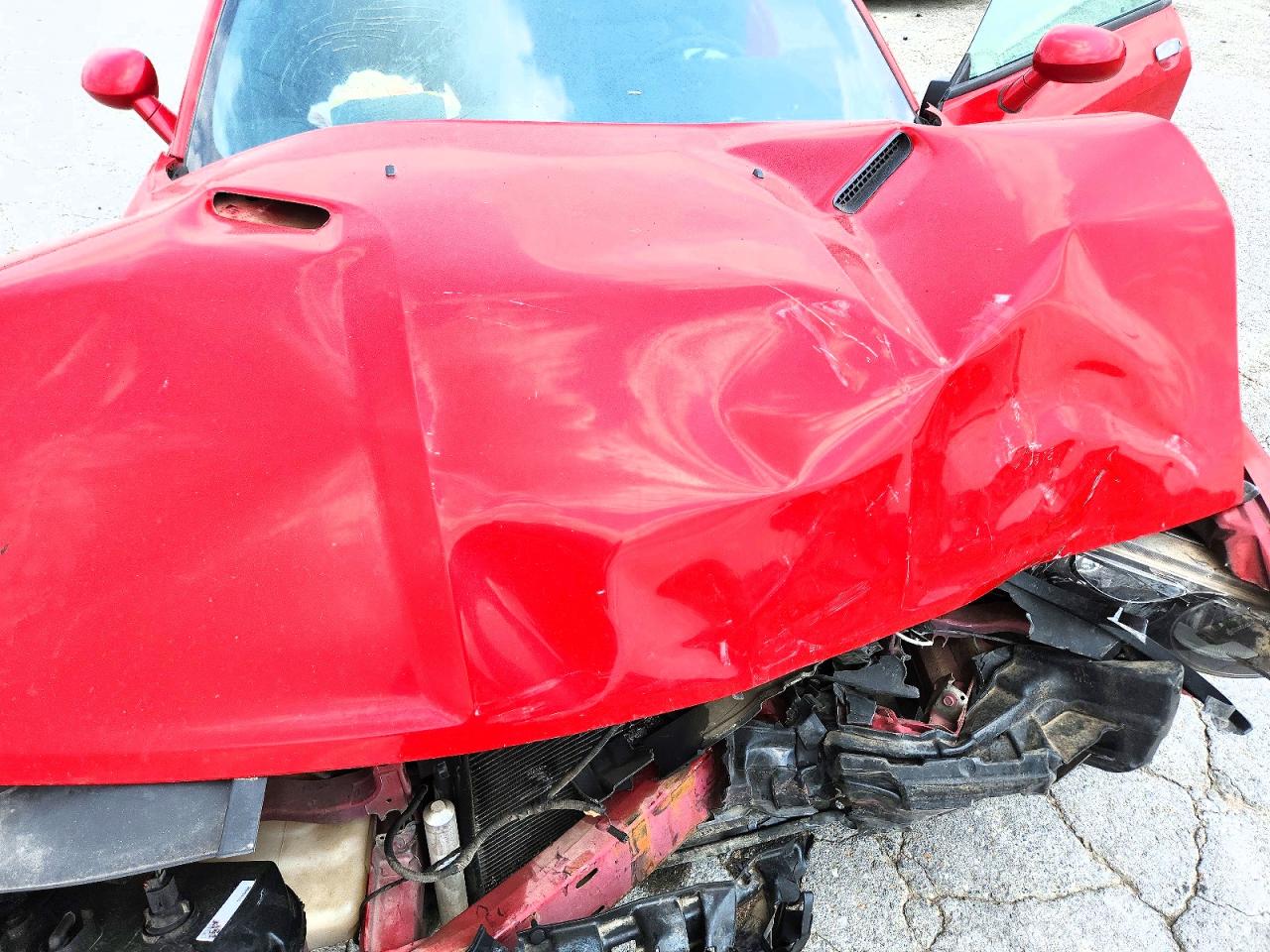 2011 Dodge Challenger Red vin: 2B3CJ4DG1BH513783