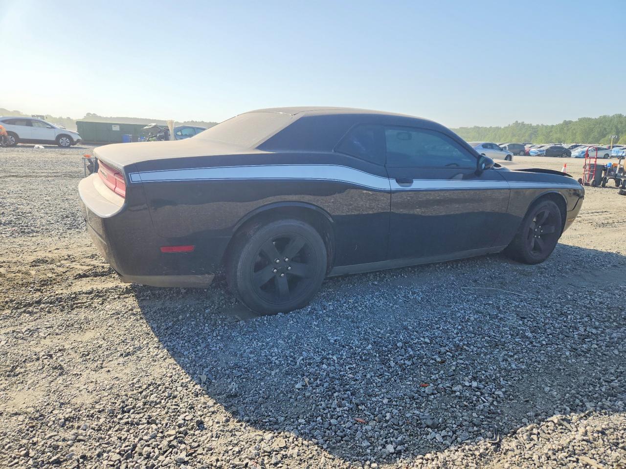 2011 Dodge Challenger Black vin: 2B3CJ4DG1BH605010