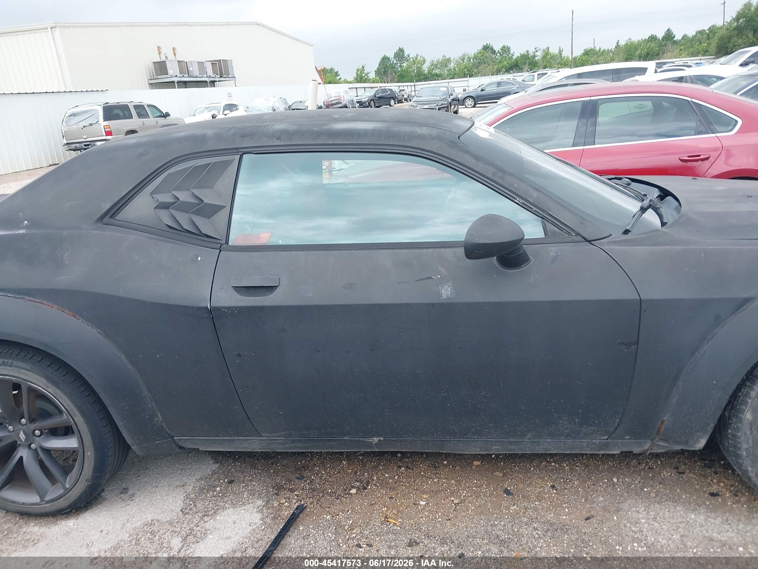 2011 Dodge Challenger   Черный vin: 2B3CJ4DG2BH542497