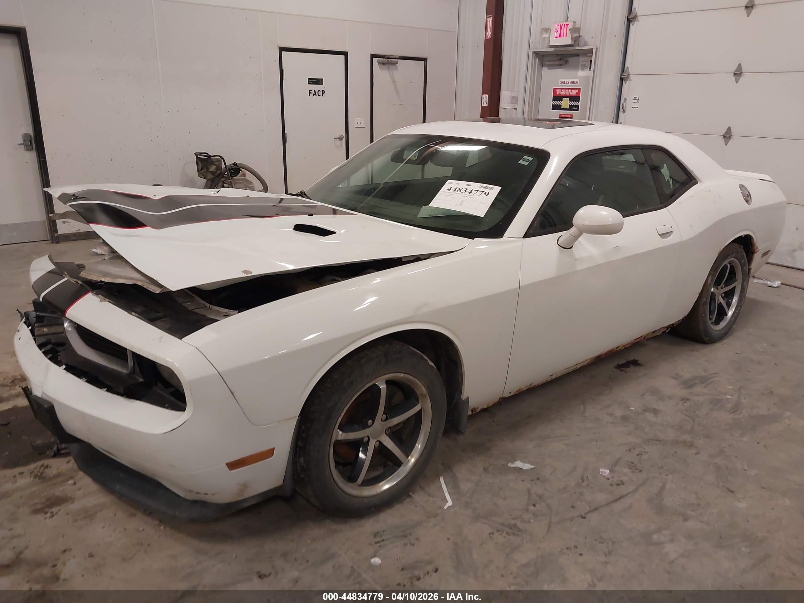 2011 Dodge Challenger Sxt Белый vin: 2B3CJ4DG2BH569263
