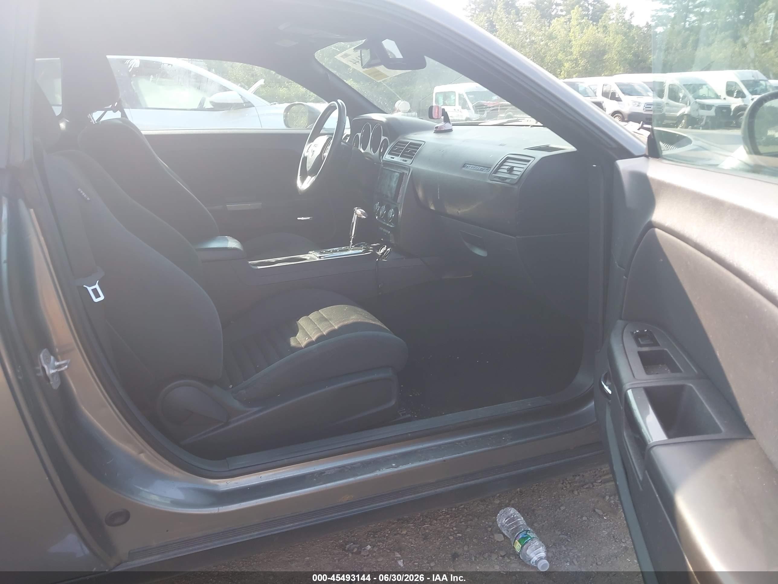 2011 Dodge Challenger   Серый vin: 2B3CJ4DG2BH571305