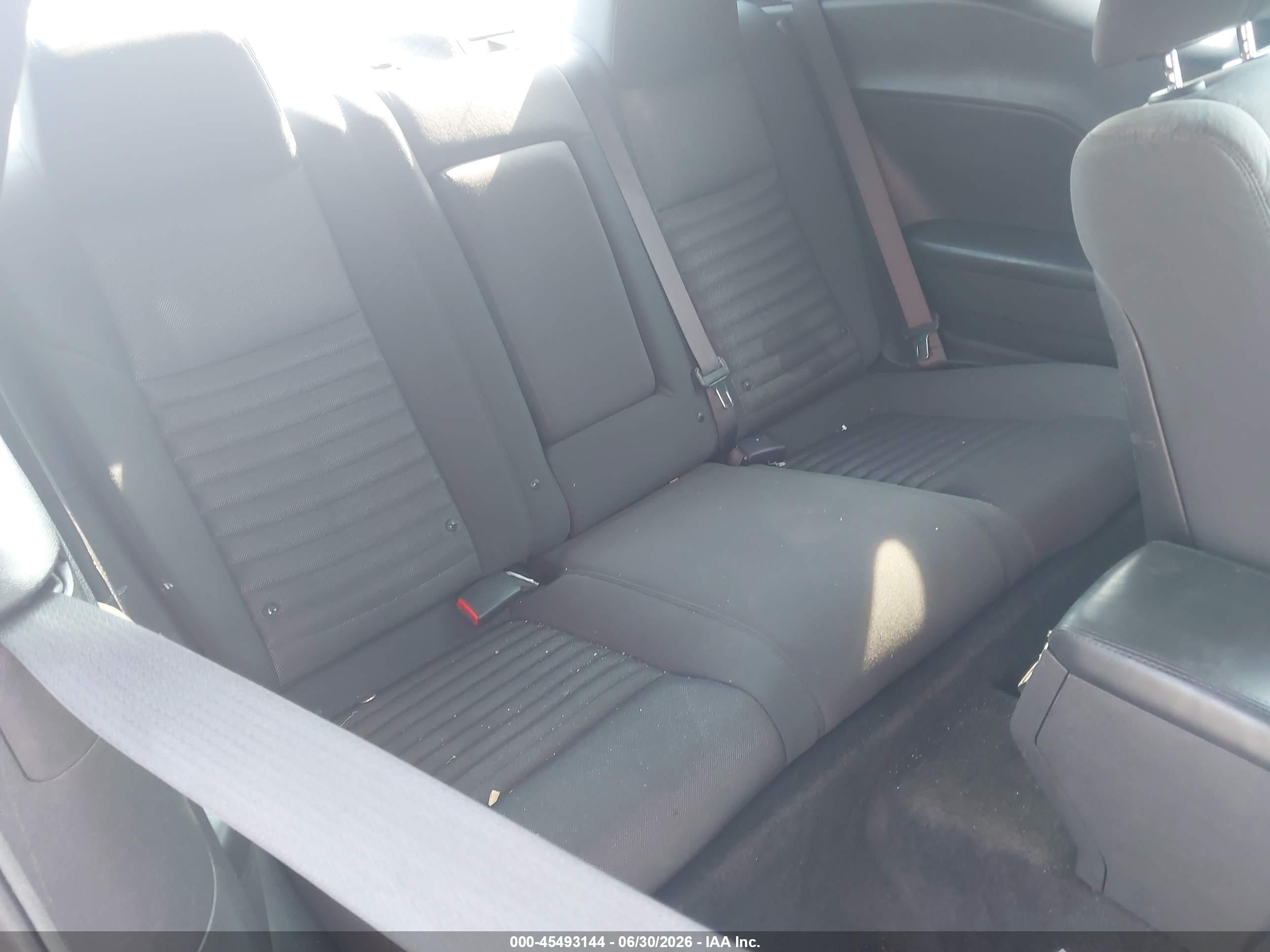 2011 Dodge Challenger   Серый vin: 2B3CJ4DG2BH571305
