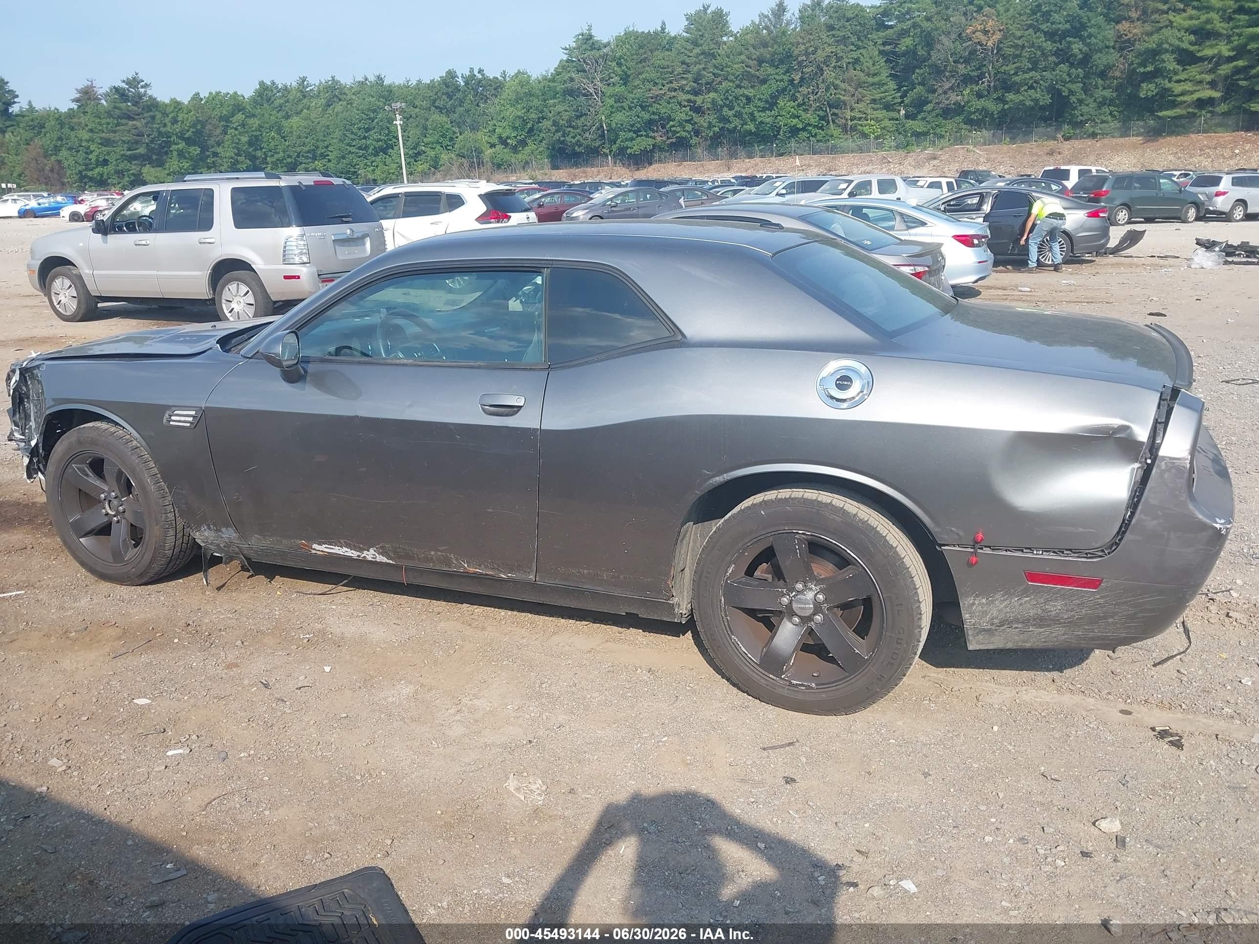 2011 Dodge Challenger   Серый vin: 2B3CJ4DG2BH571305