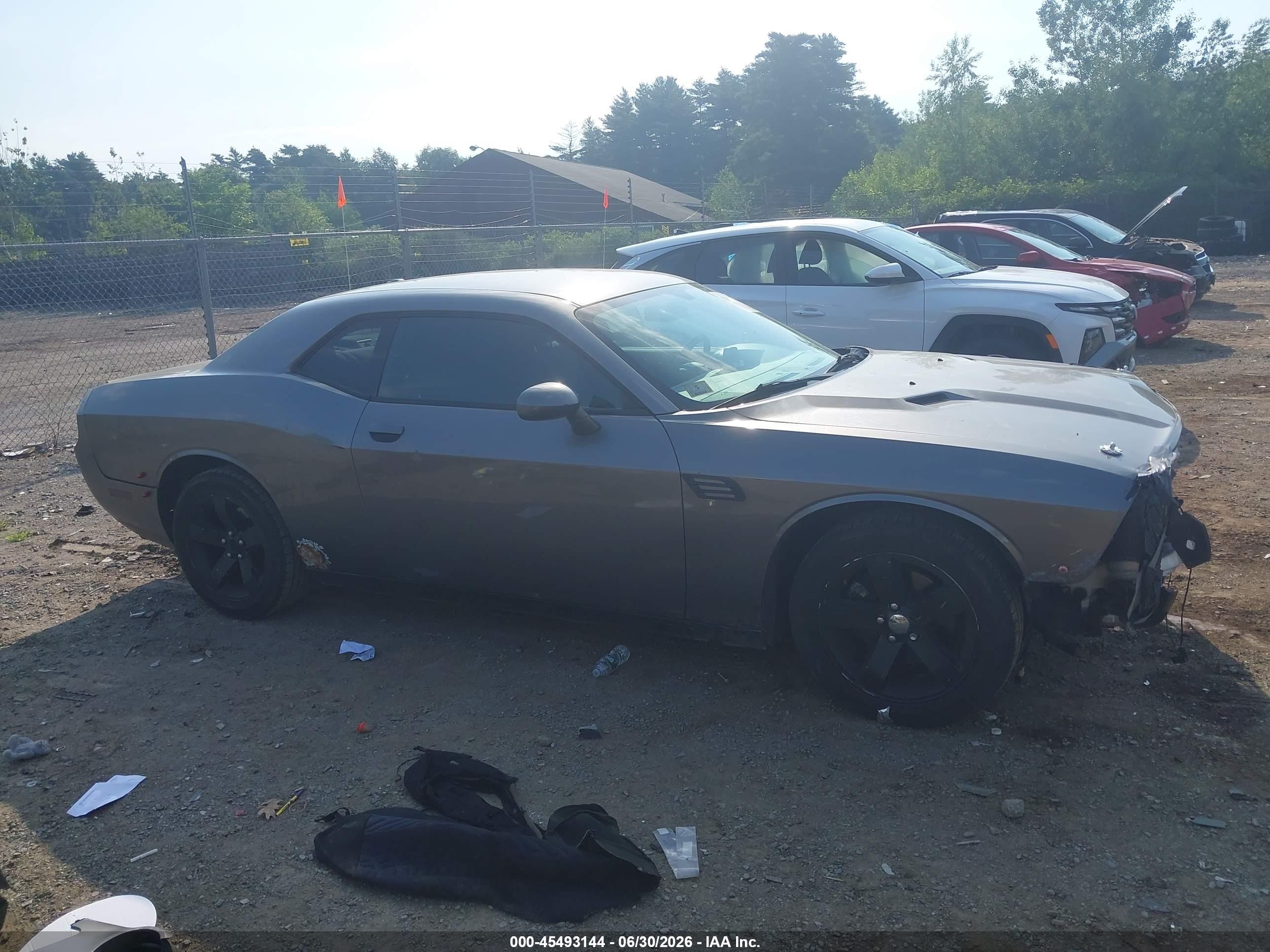 2011 Dodge Challenger   Серый vin: 2B3CJ4DG2BH571305