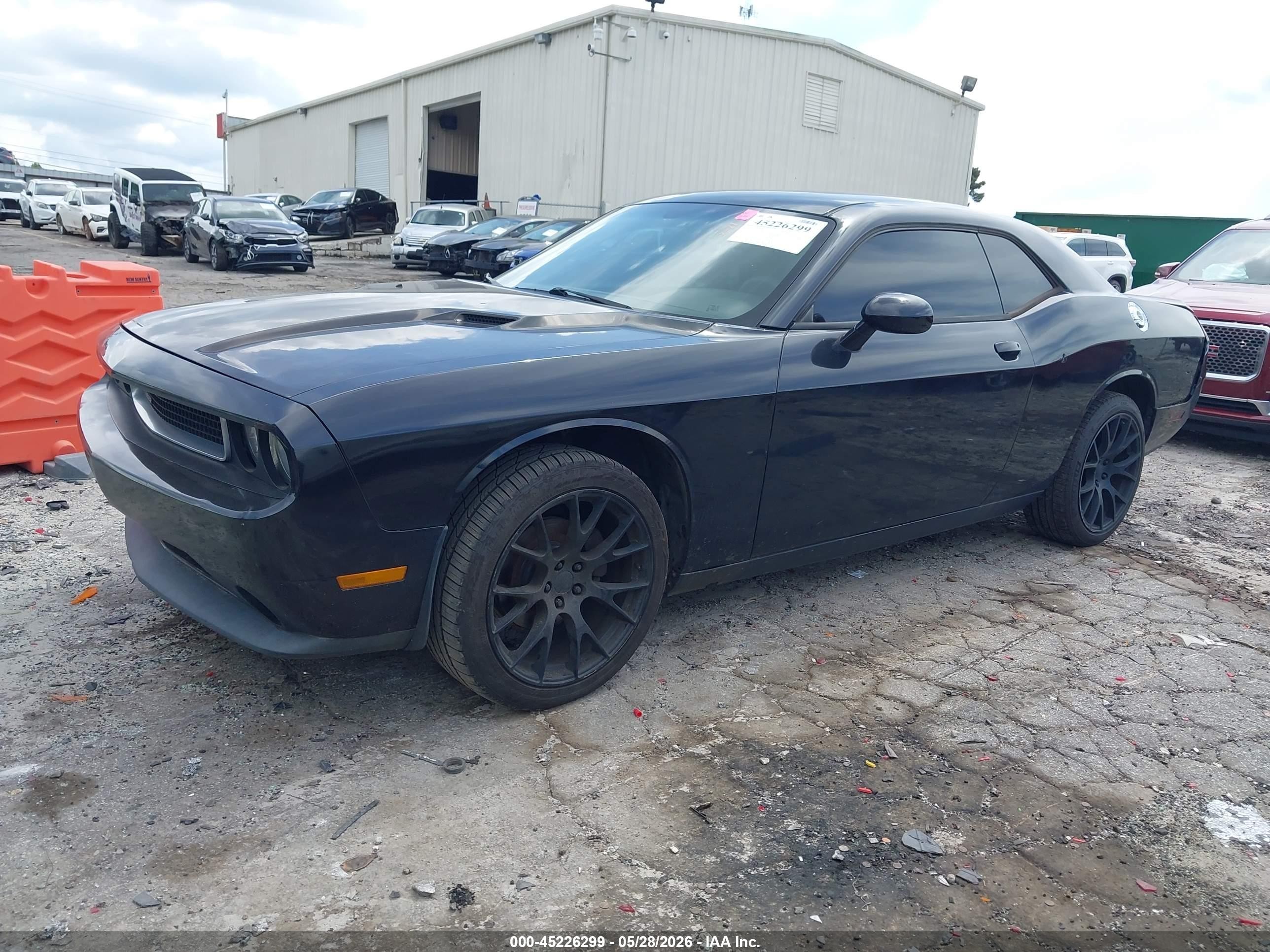 2011 Dodge Challenger   Черный vin: 2B3CJ4DG3BH510772