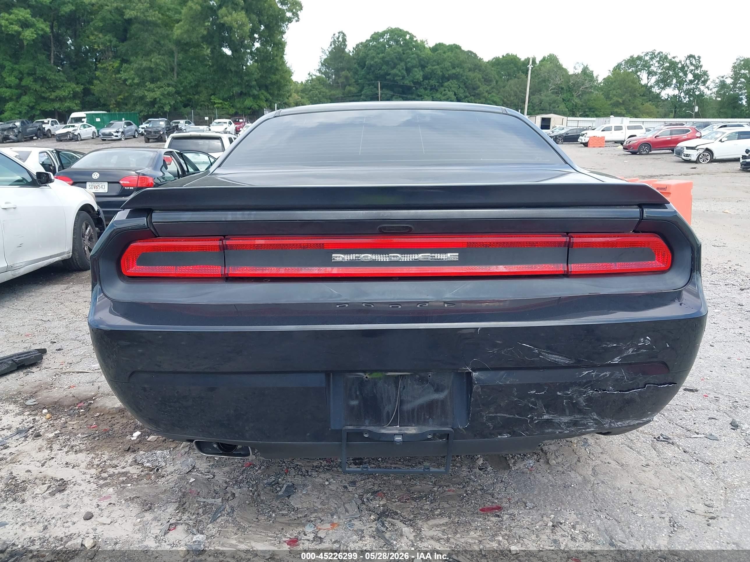 2011 Dodge Challenger   Черный vin: 2B3CJ4DG3BH510772