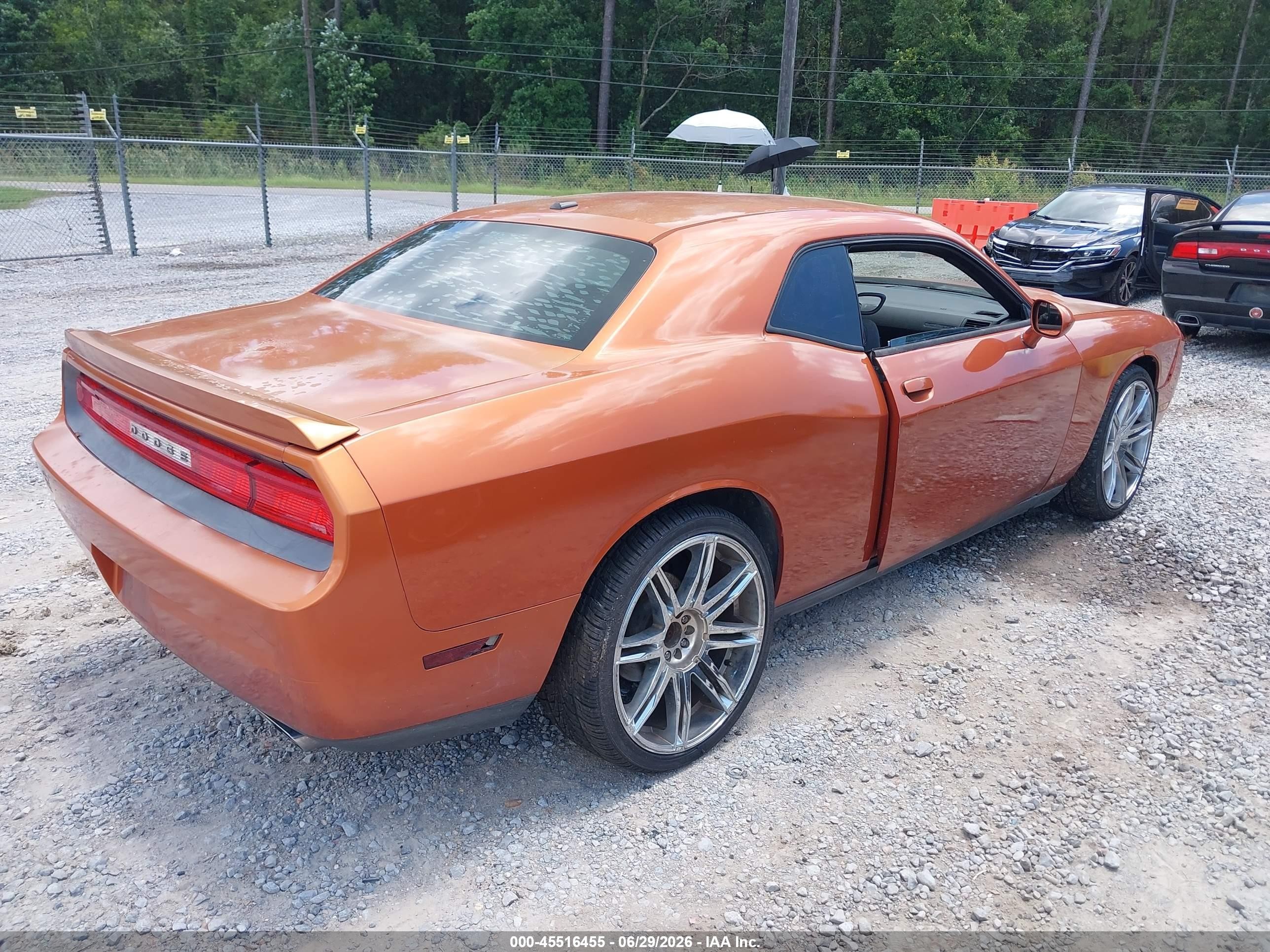2011 Dodge Challenger   Оранжевый vin: 2B3CJ4DG4BH509954