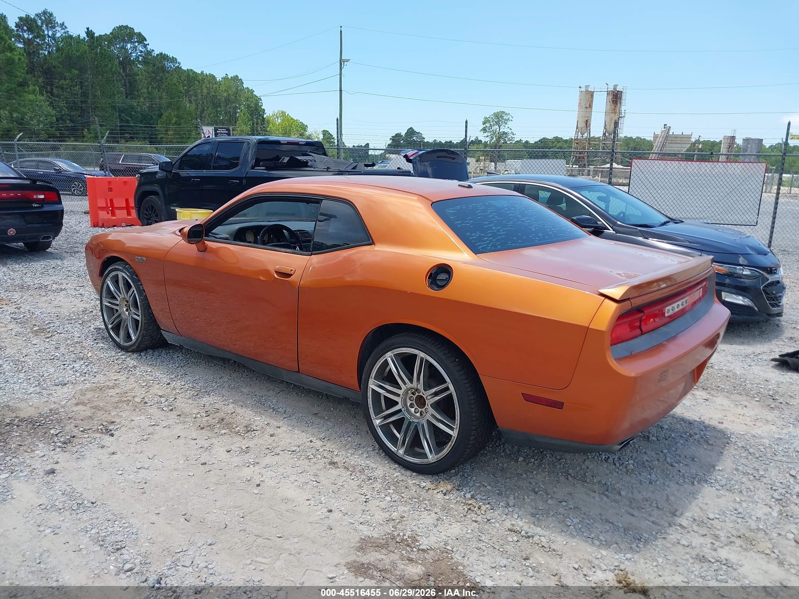 2011 Dodge Challenger   Оранжевый vin: 2B3CJ4DG4BH509954