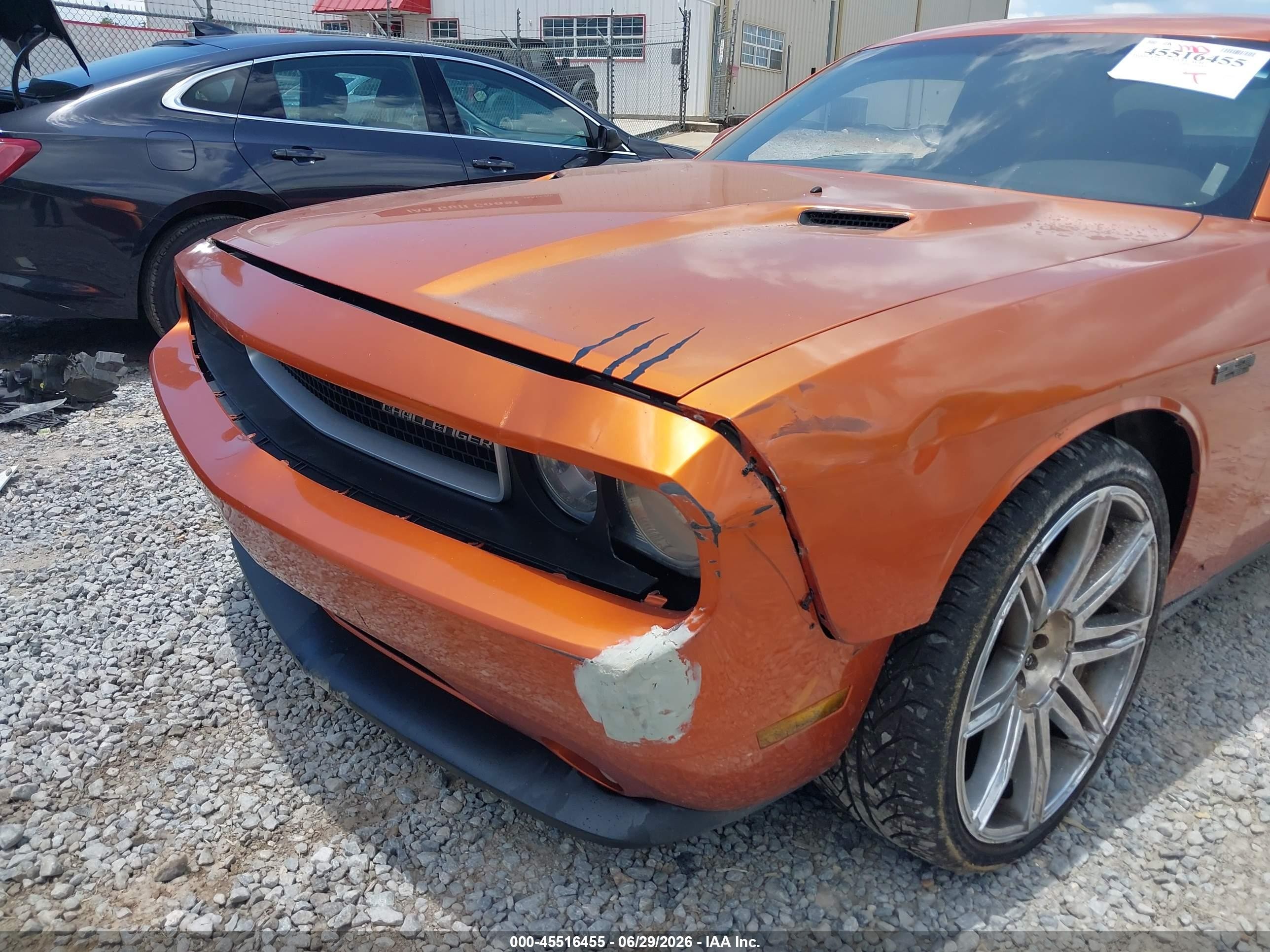 2011 Dodge Challenger   Оранжевый vin: 2B3CJ4DG4BH509954