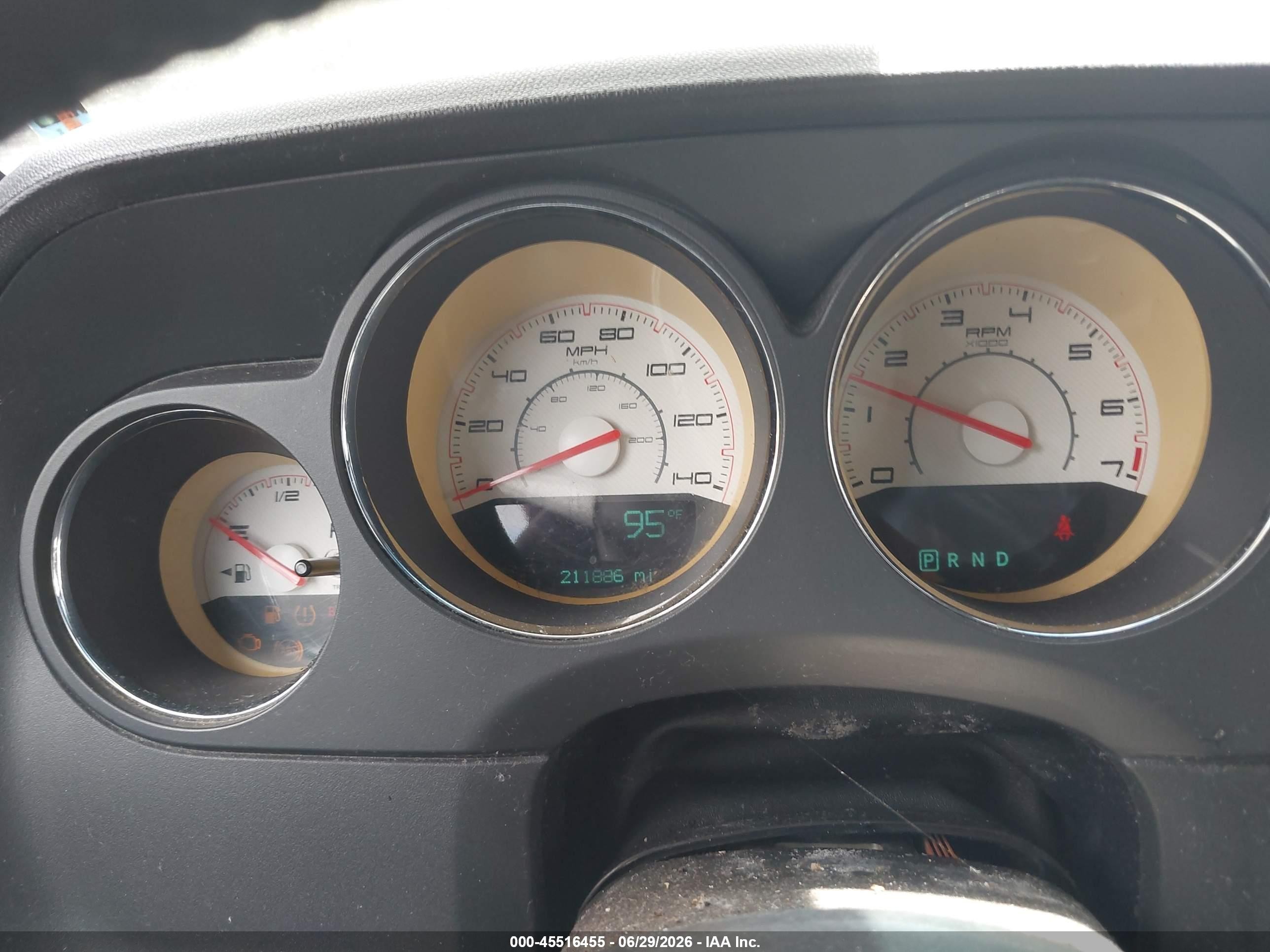 2011 Dodge Challenger   Оранжевый vin: 2B3CJ4DG4BH509954