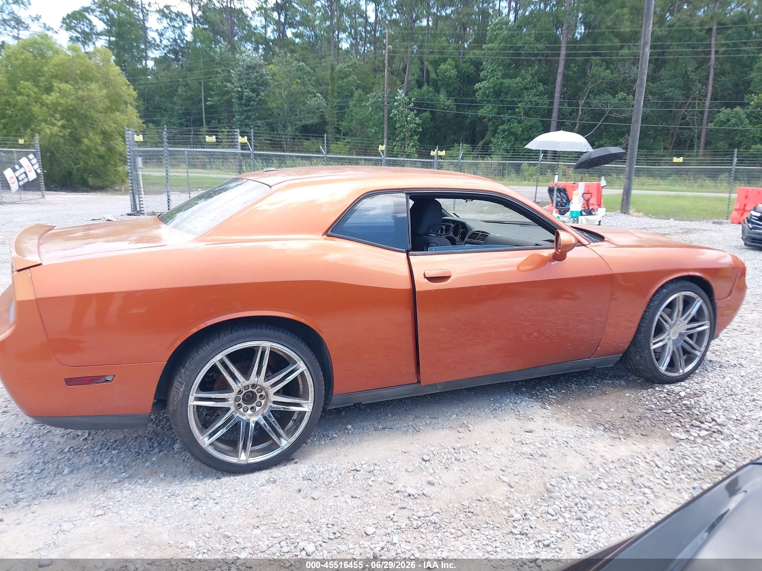 2011 Dodge Challenger   Оранжевый vin: 2B3CJ4DG4BH509954