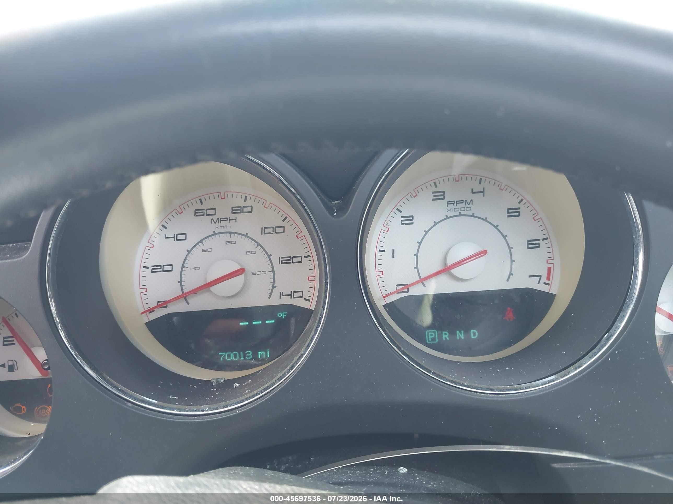 2011 Dodge Challenger   White vin: 2B3CJ4DG4BH605308