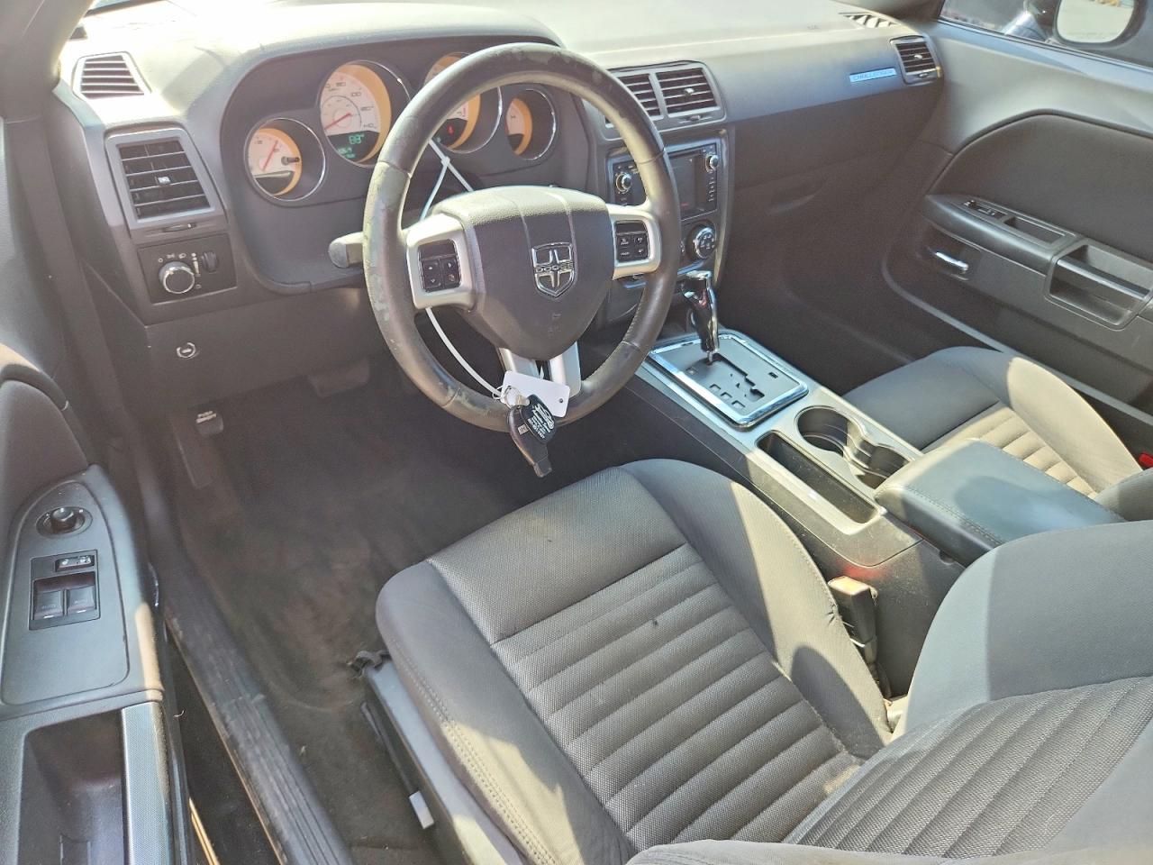 2011 Dodge Challenger Black vin: 2B3CJ4DG4BH612355