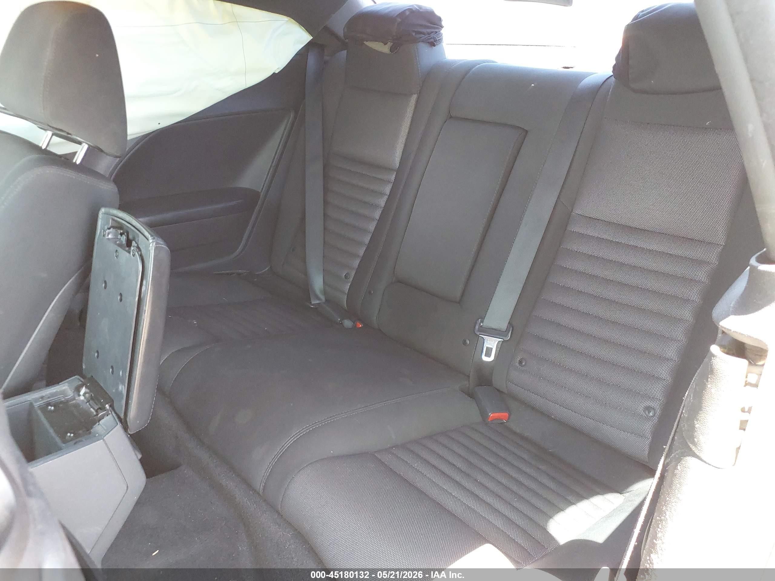 2011 Dodge Challenger   Silver vin: 2B3CJ4DG5BH561643