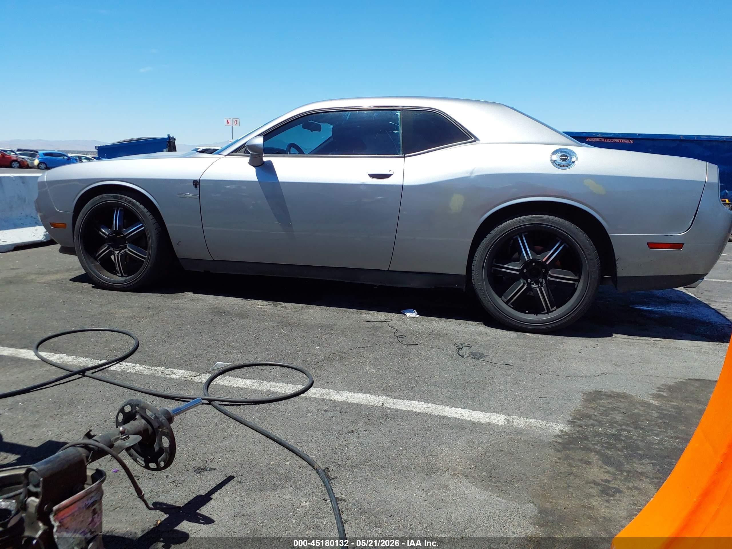 2011 Dodge Challenger   Silver vin: 2B3CJ4DG5BH561643