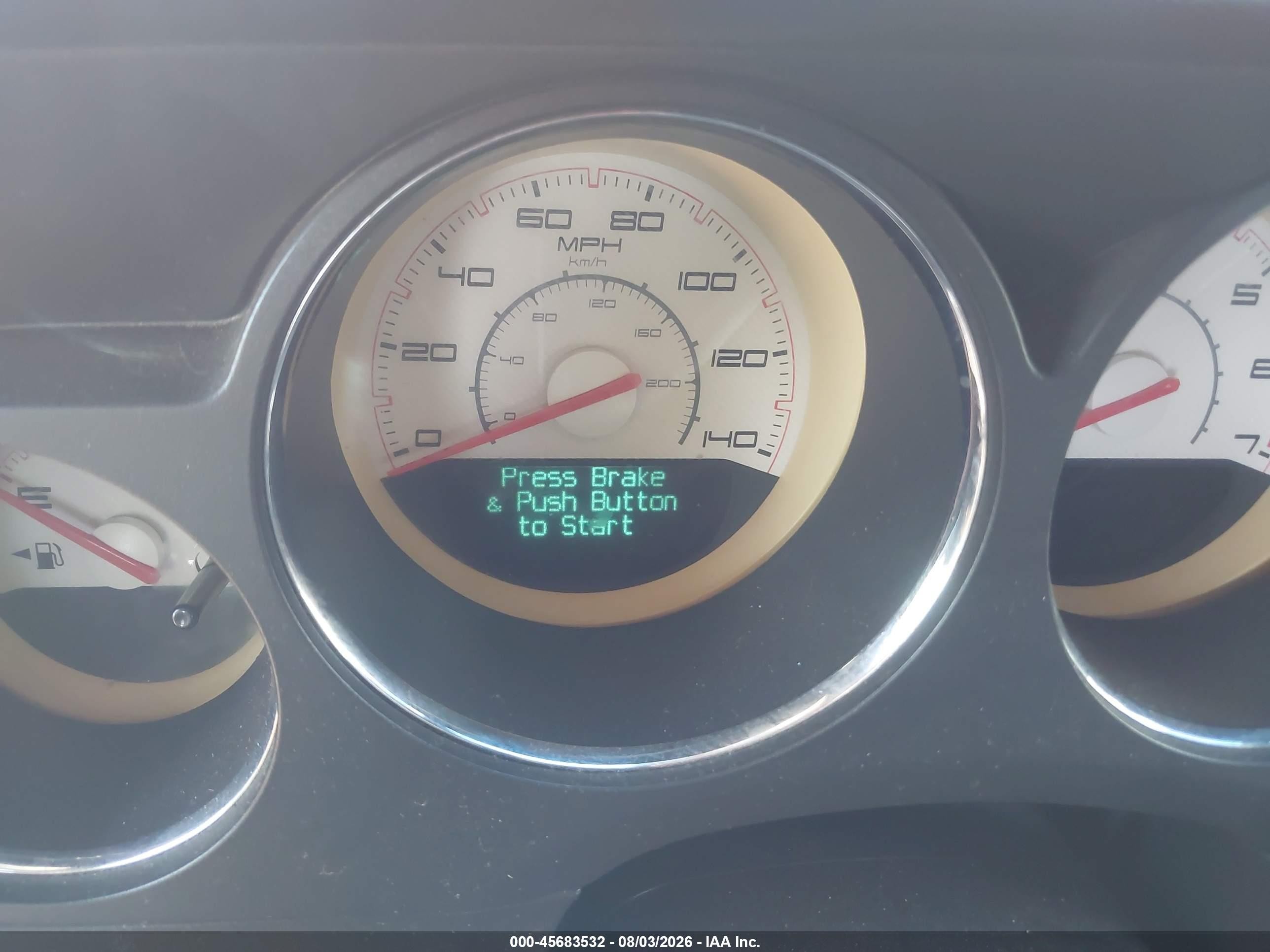 2011 Dodge Challenger   Красный vin: 2B3CJ4DG5BH561688