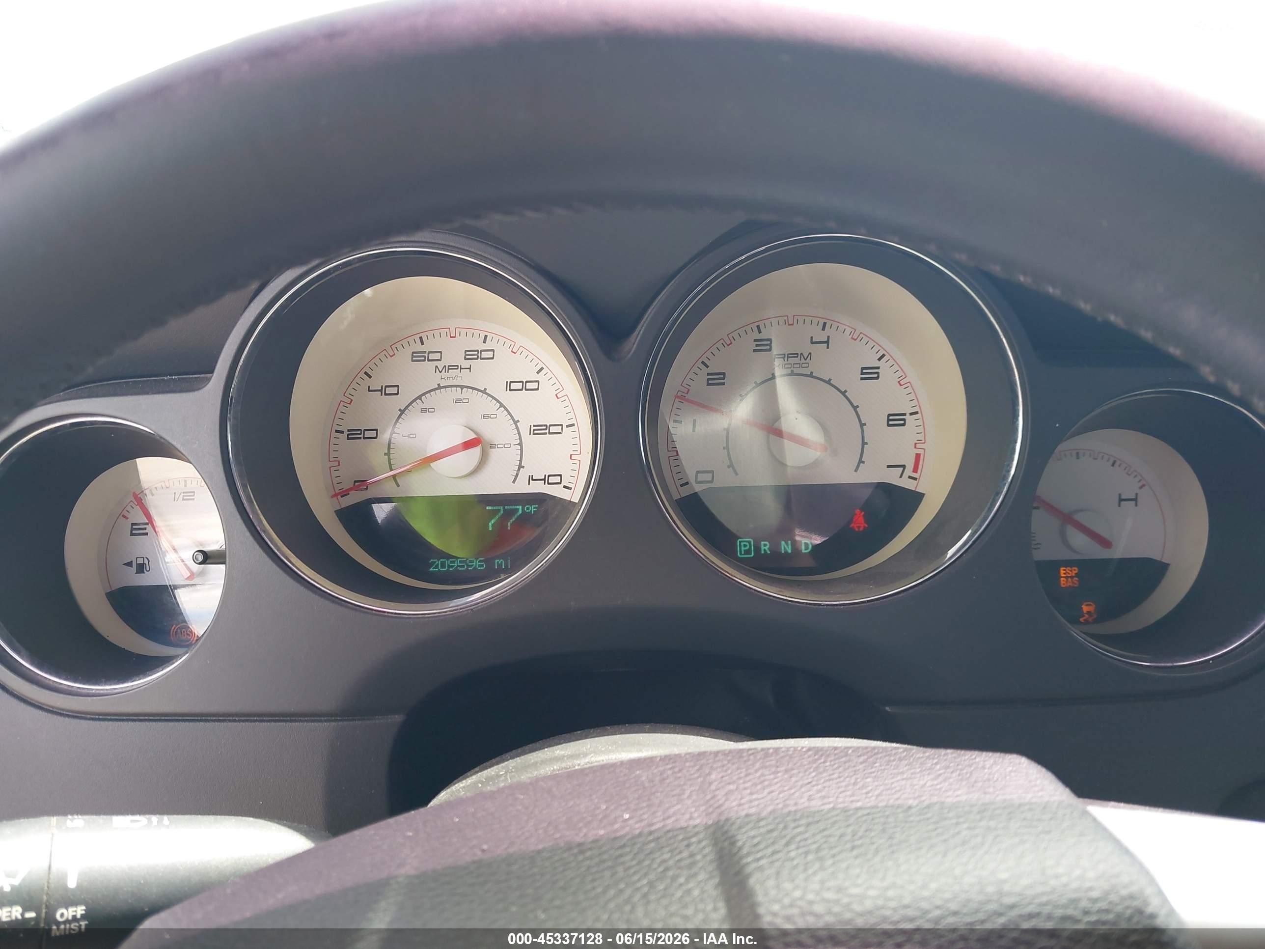 2011 Dodge Challenger   Gray vin: 2B3CJ4DG5BH596568