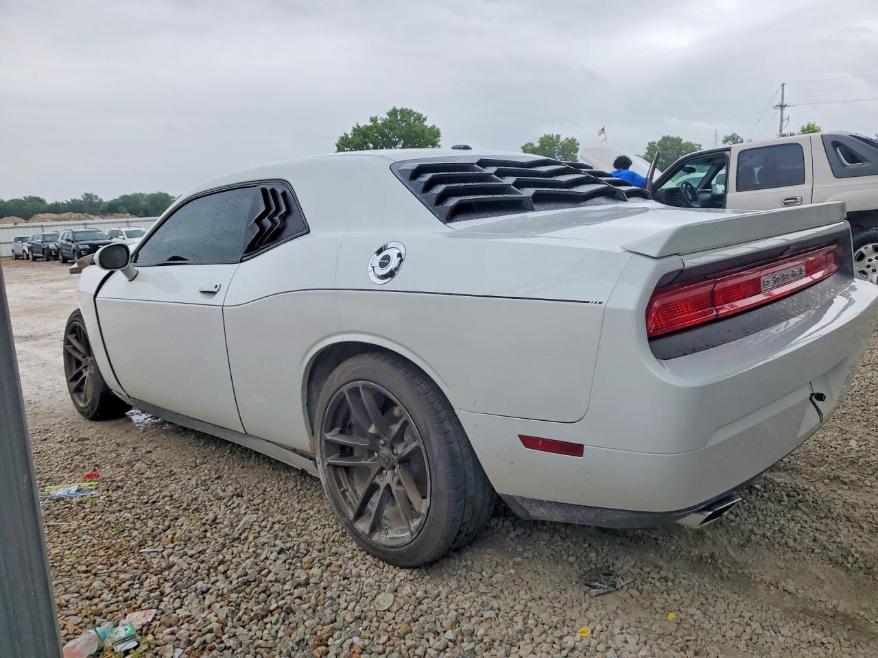 2011 Dodge Challenger White vin: 2B3CJ4DG5BH602076