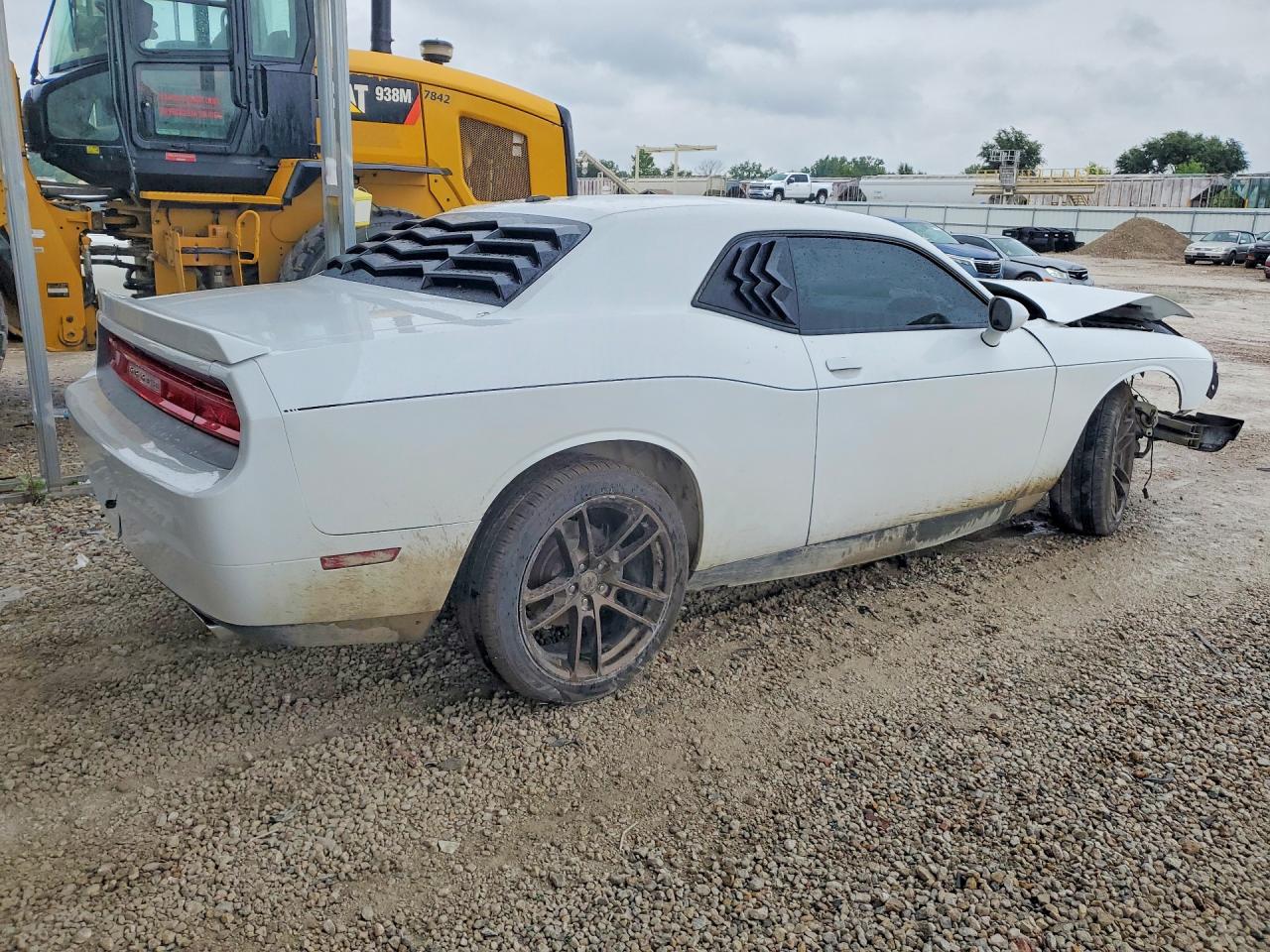 2011 Dodge Challenger White vin: 2B3CJ4DG5BH602076