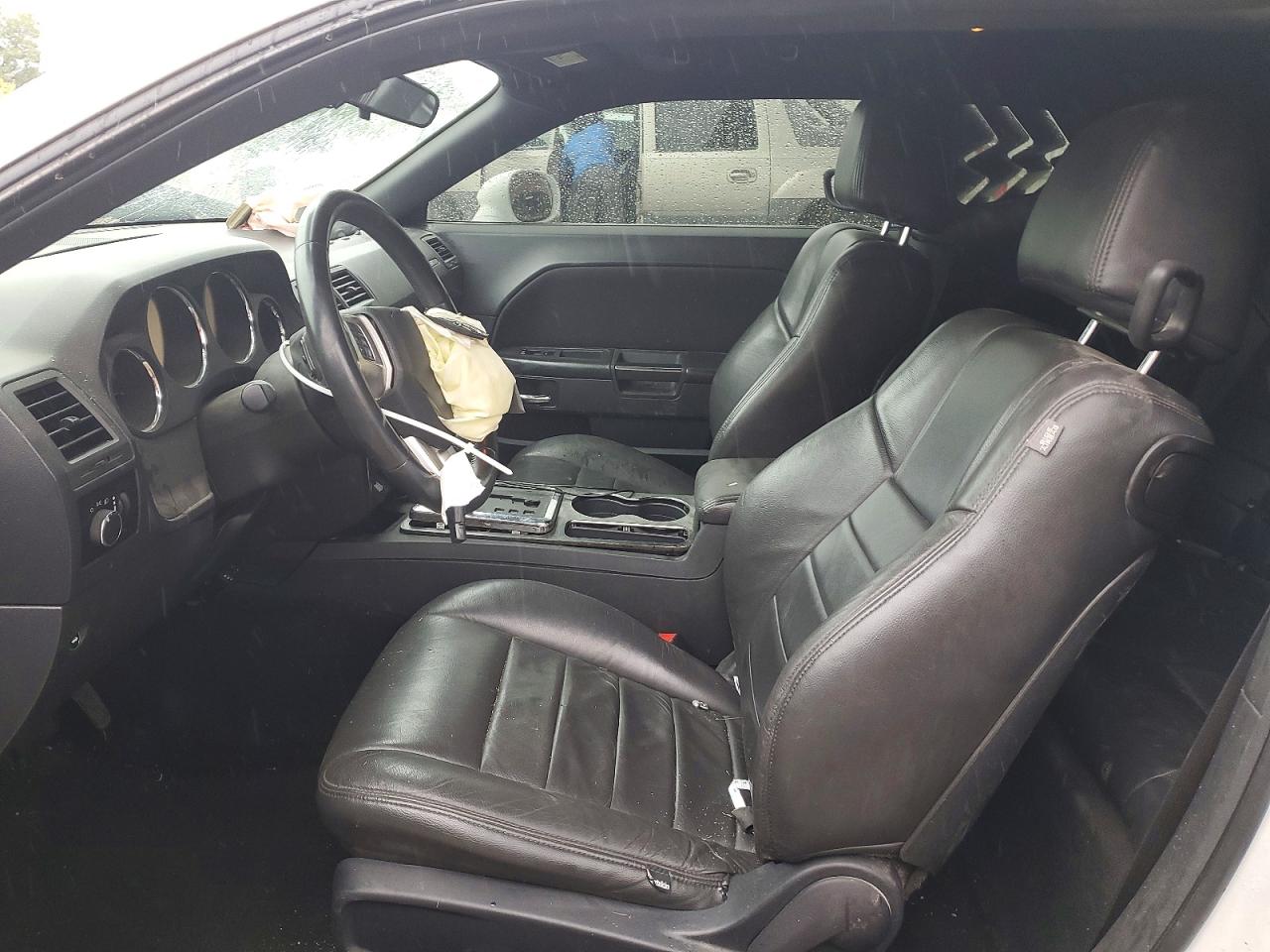 2011 Dodge Challenger White vin: 2B3CJ4DG5BH602076