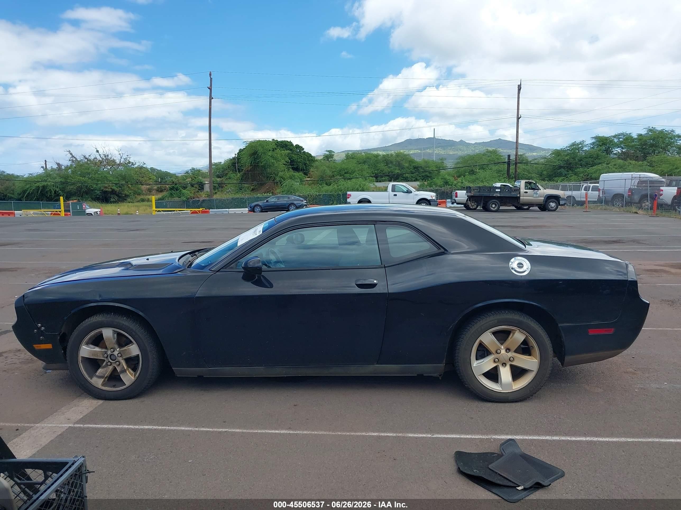 2011 Dodge Challenger   Black vin: 2B3CJ4DG6BH510460