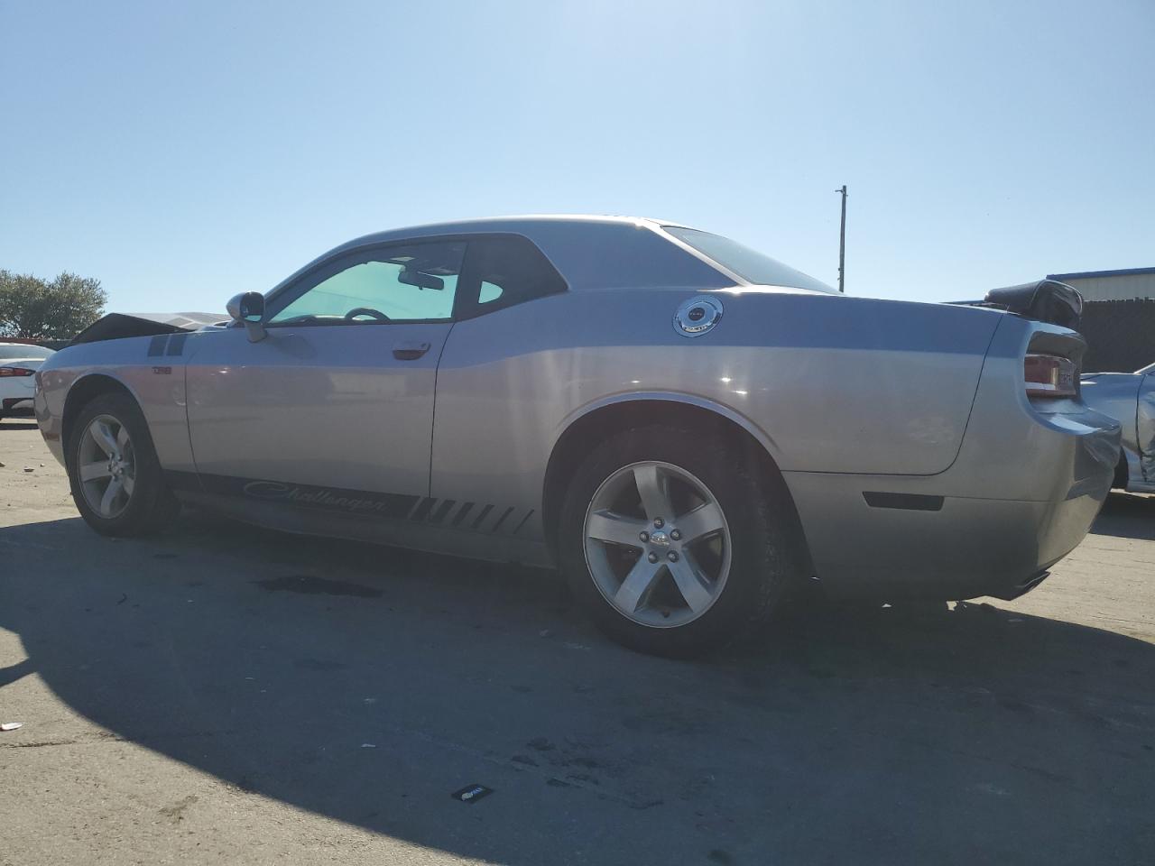 2011 Dodge Challenger Silver vin: 2B3CJ4DG6BH565653