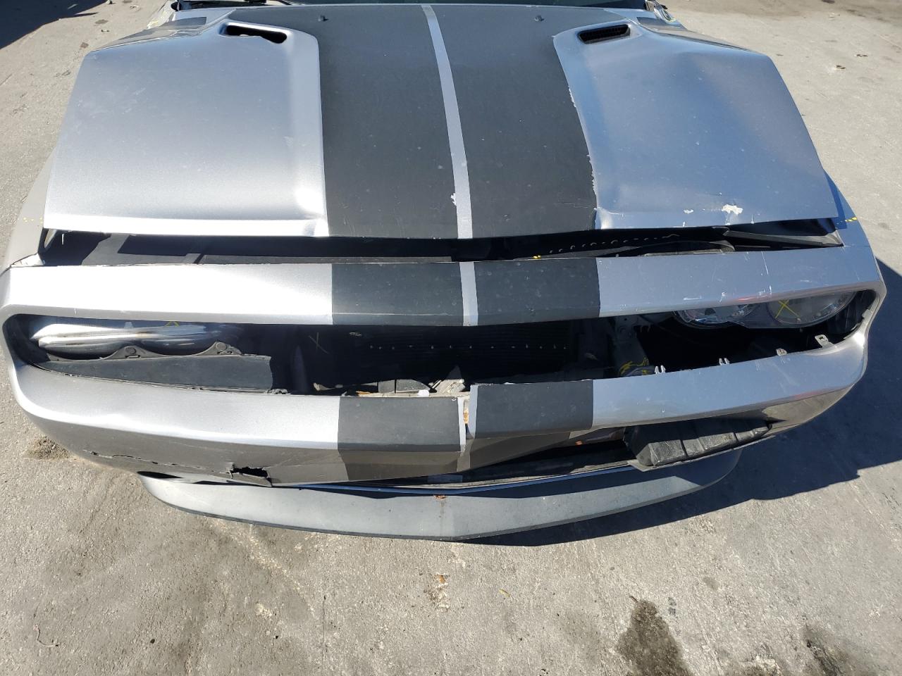 2011 Dodge Challenger Silver vin: 2B3CJ4DG6BH565653