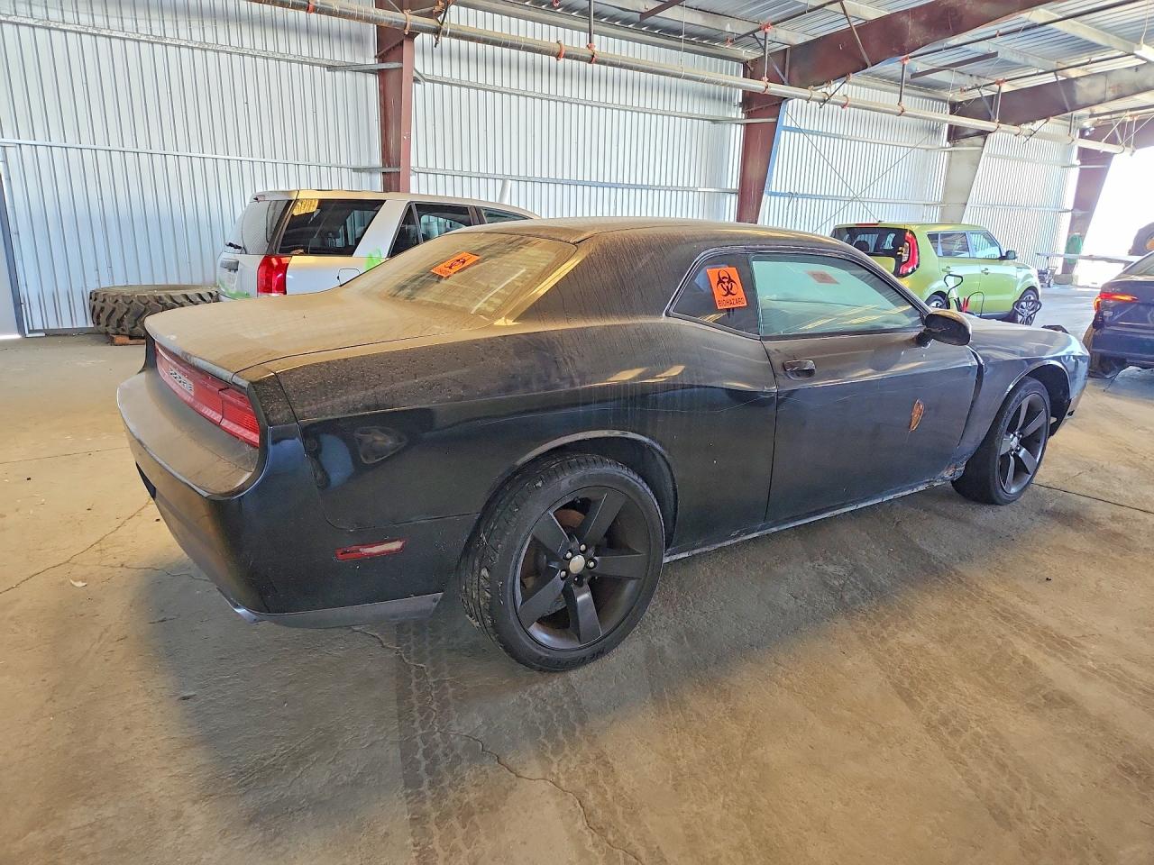 2011 Dodge Challenger Black vin: 2B3CJ4DG7BH505042