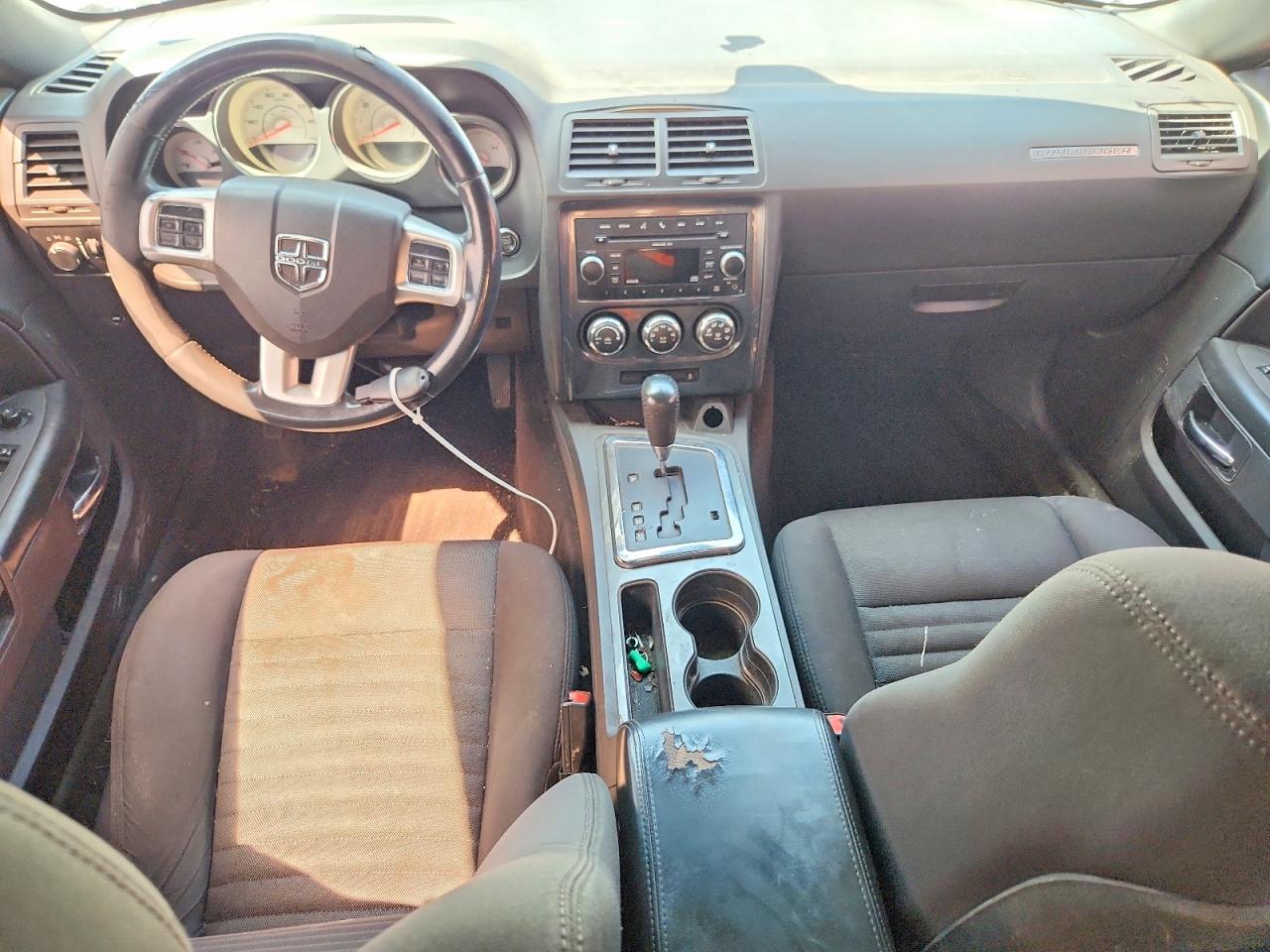 2011 Dodge Challenger Белый vin: 2B3CJ4DG7BH510547
